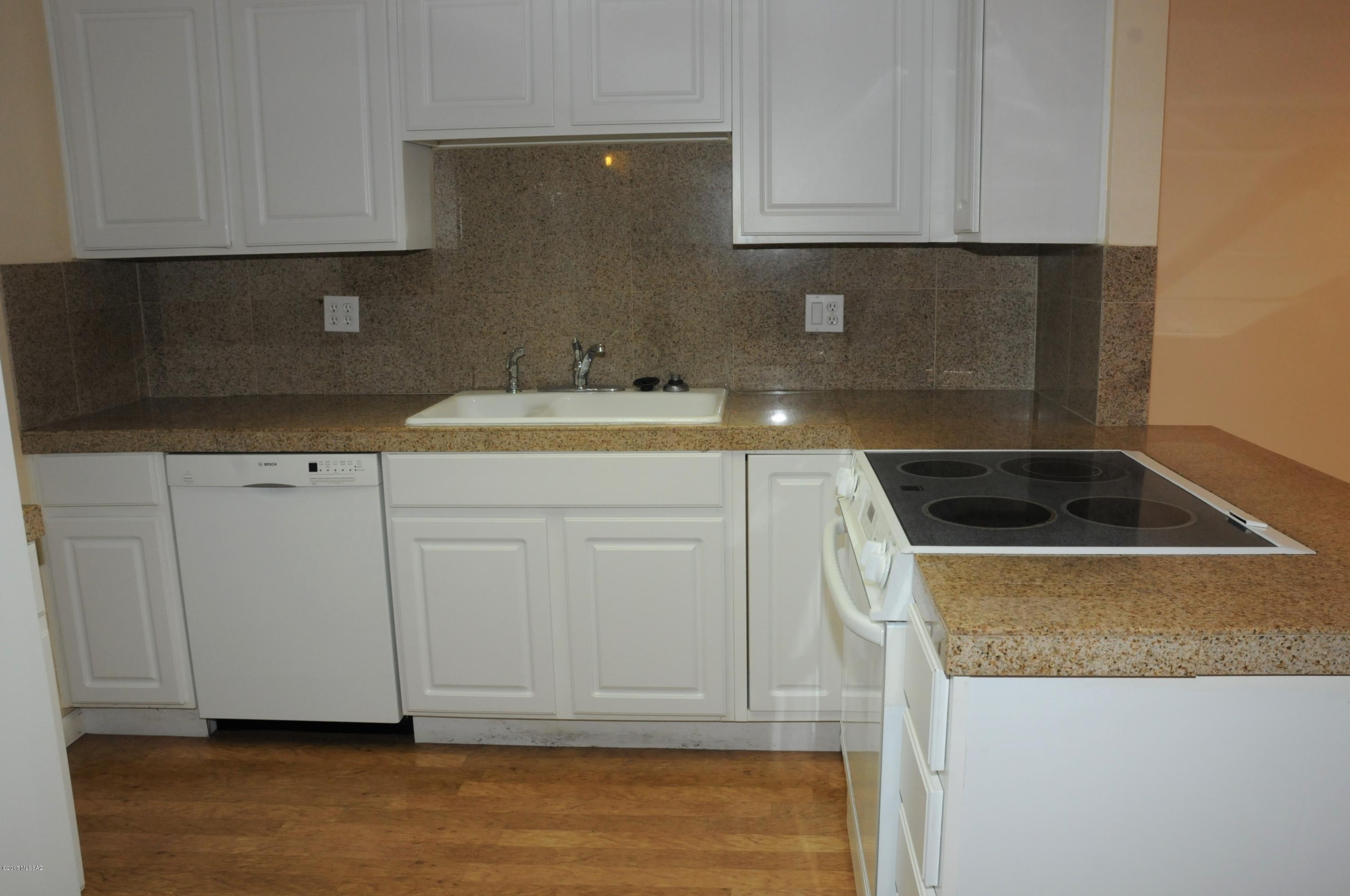 Pantano Townhomes (1-118) - Residential