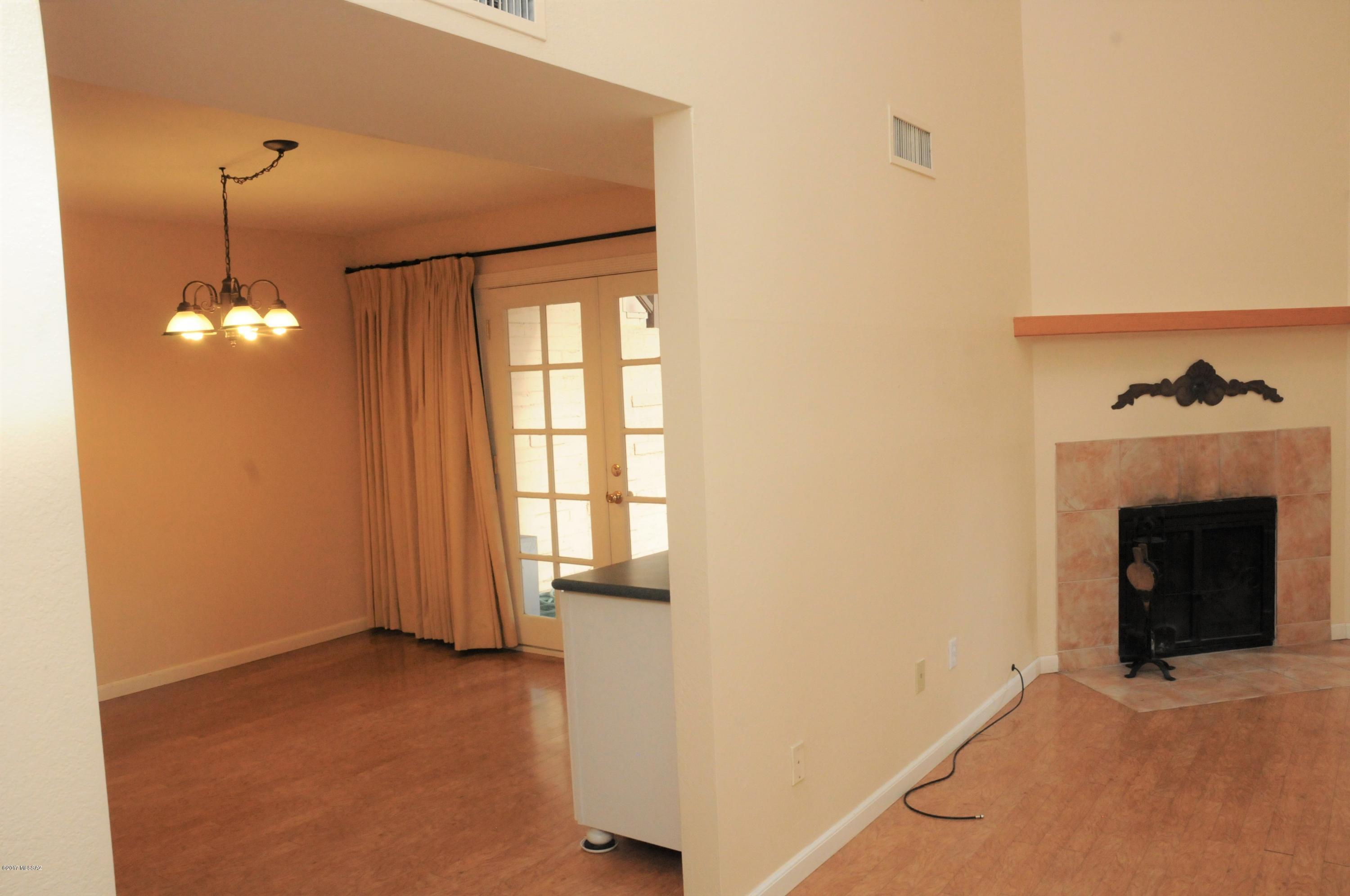 Pantano Townhomes (1-118) - Residential