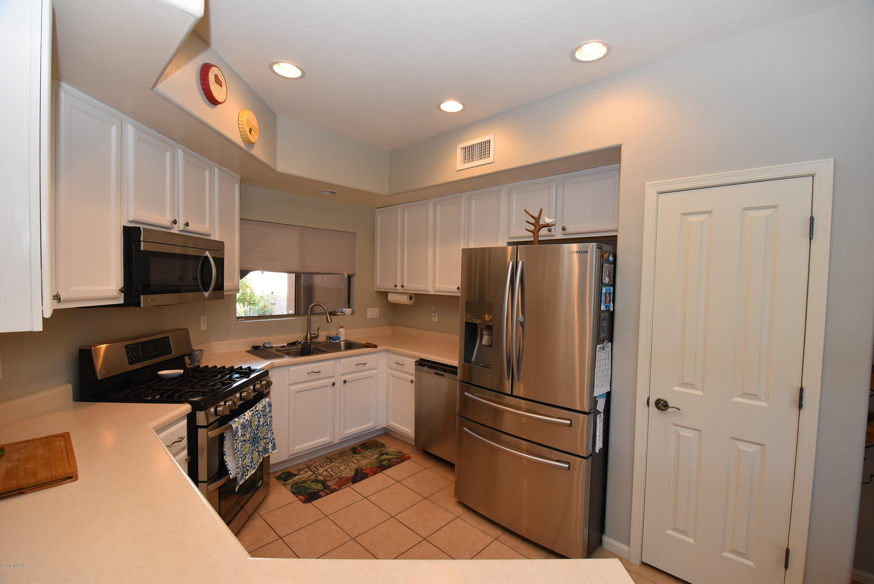 Plaza Bonita (1-43) - Residential Lease