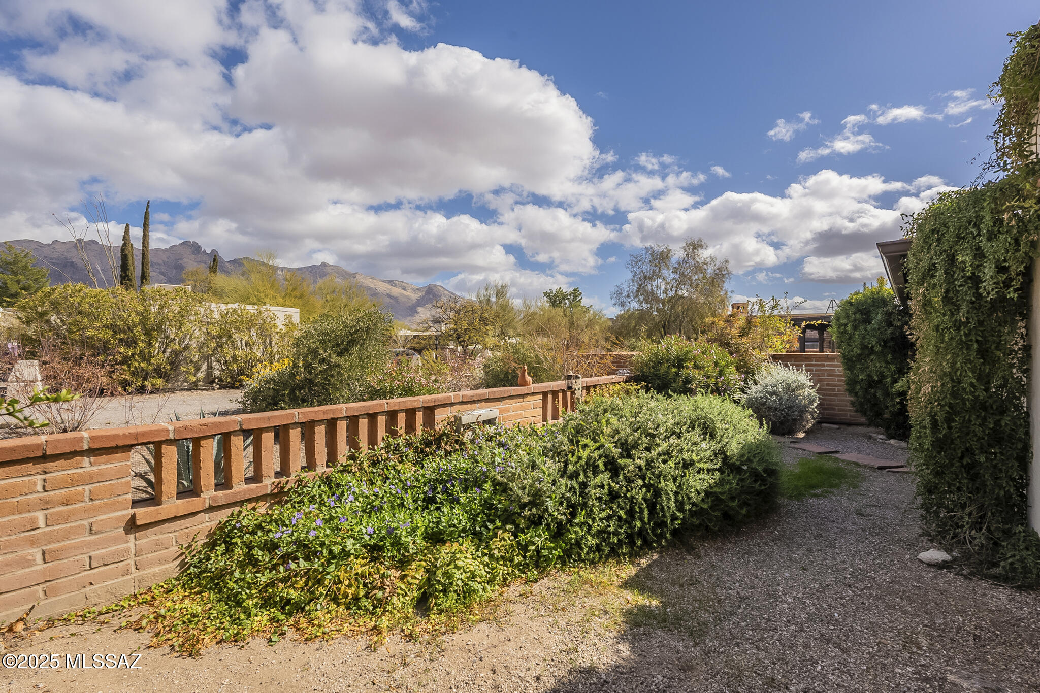 Catalina Pueblo NO. 2 (35-88) - Residential