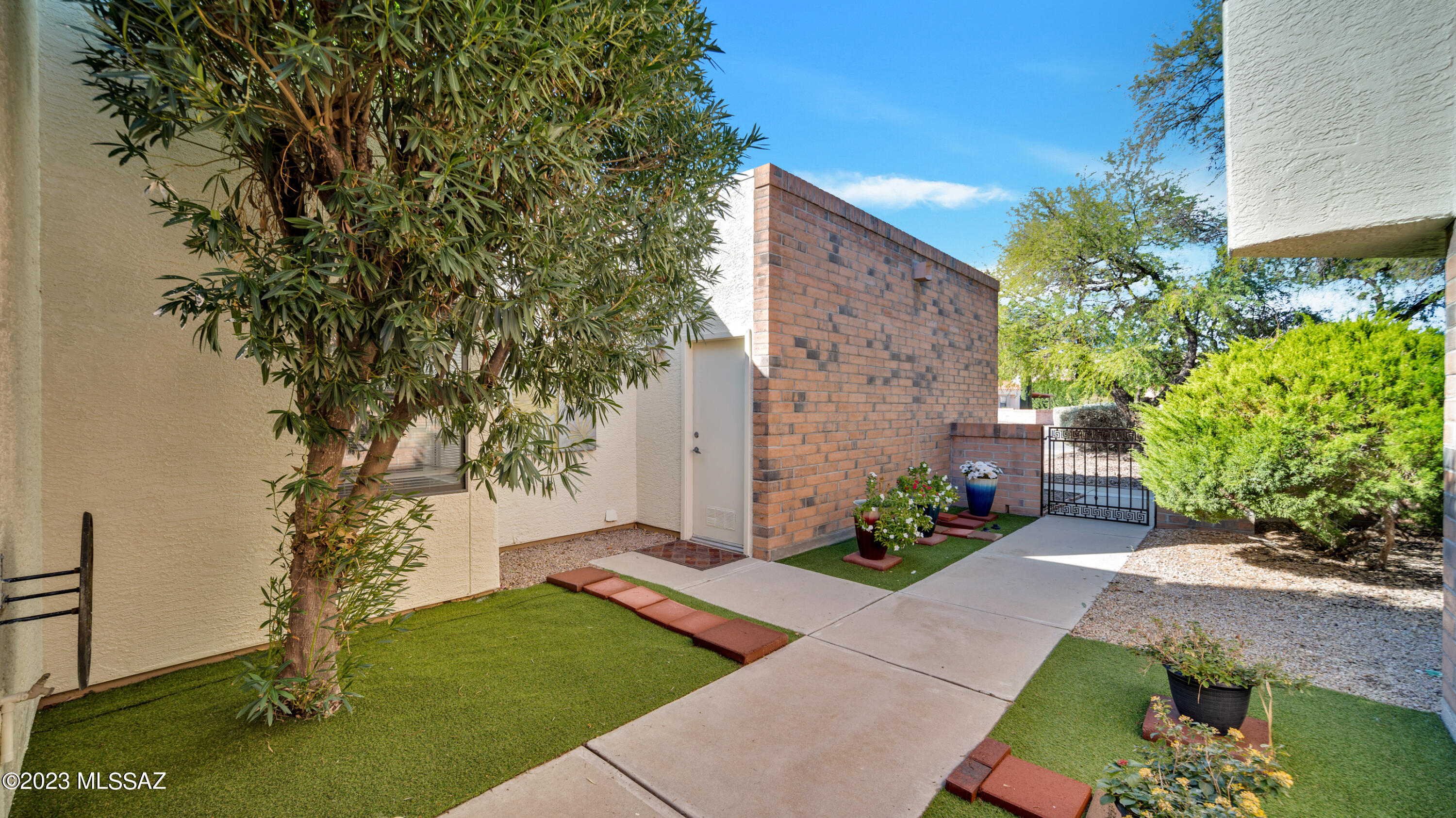 Colonia De Los Alamos - Viewpoint - Residential
