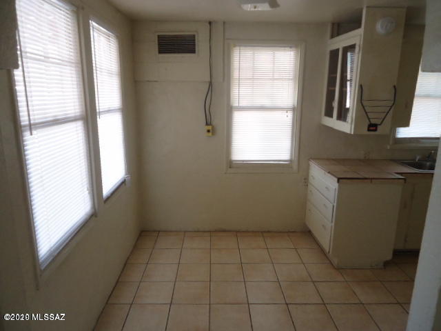 Coronado Heights - Residential Lease