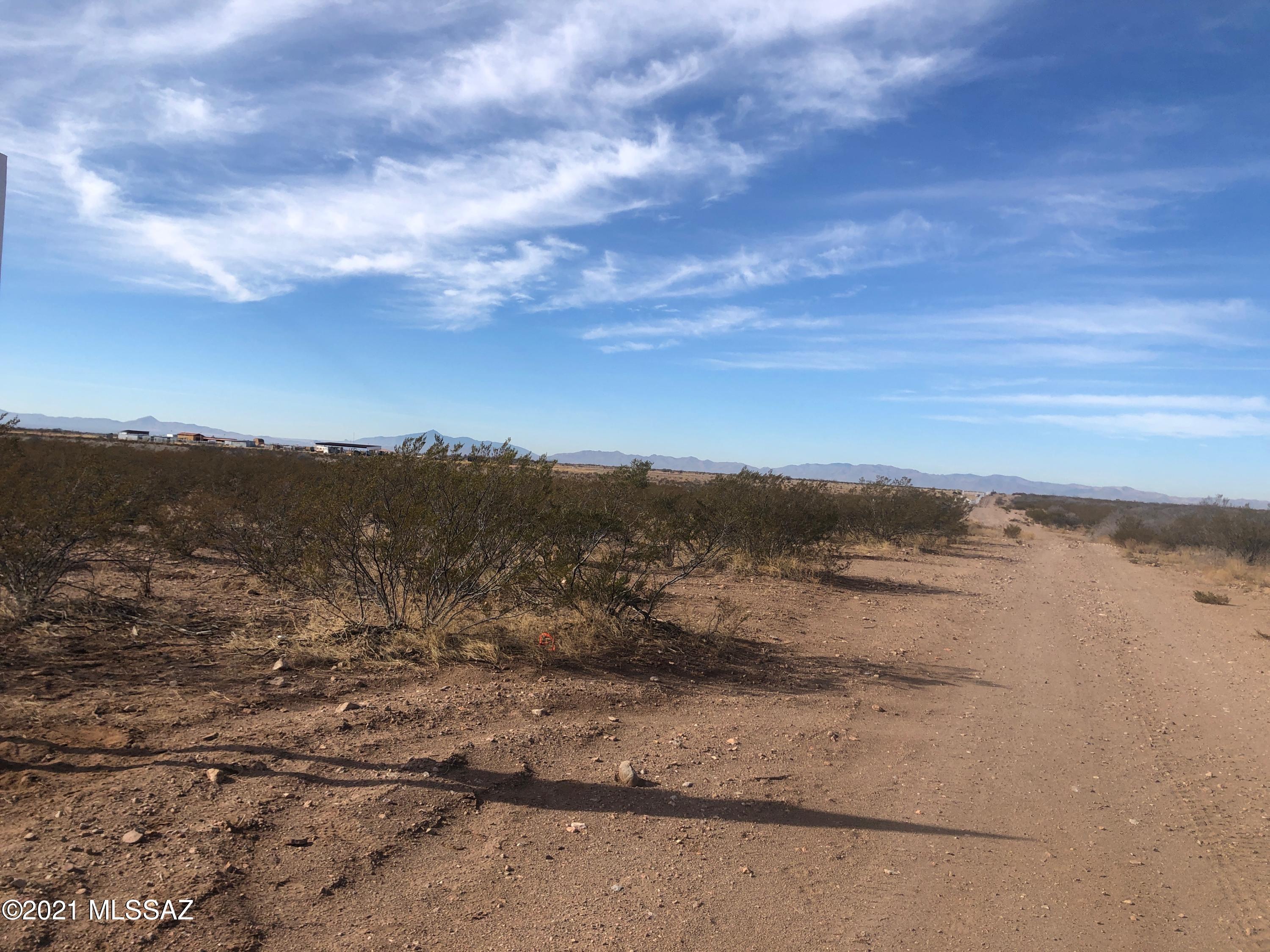 Horse Lovers Paradise! Beautiful, rectangular lot to build your dream home.  Rural land not far from the city.  Easy access, on roadway.  Abundance of wildlife in the area.