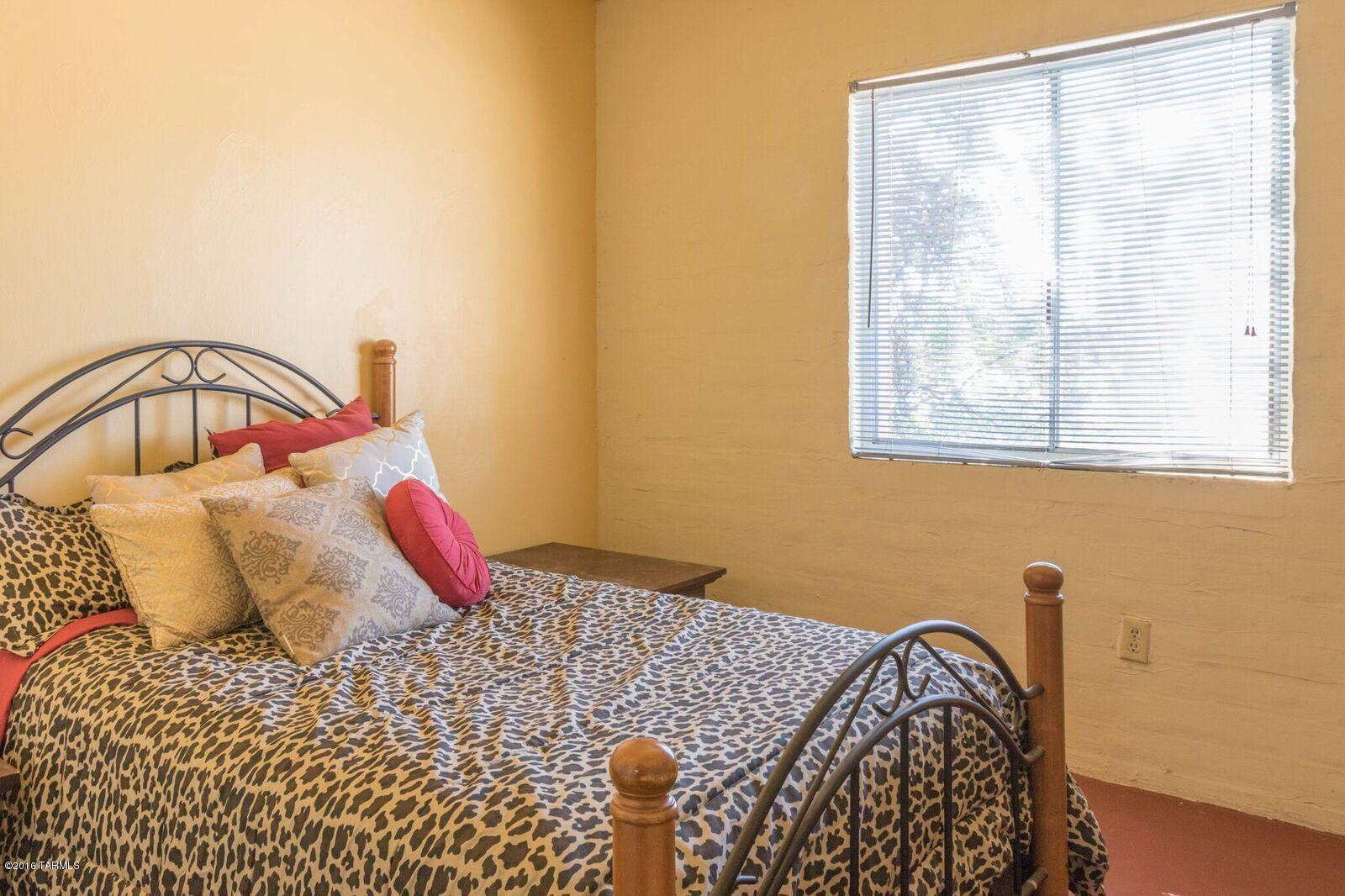 Sherwood Village Terrace (231-546) - Residential