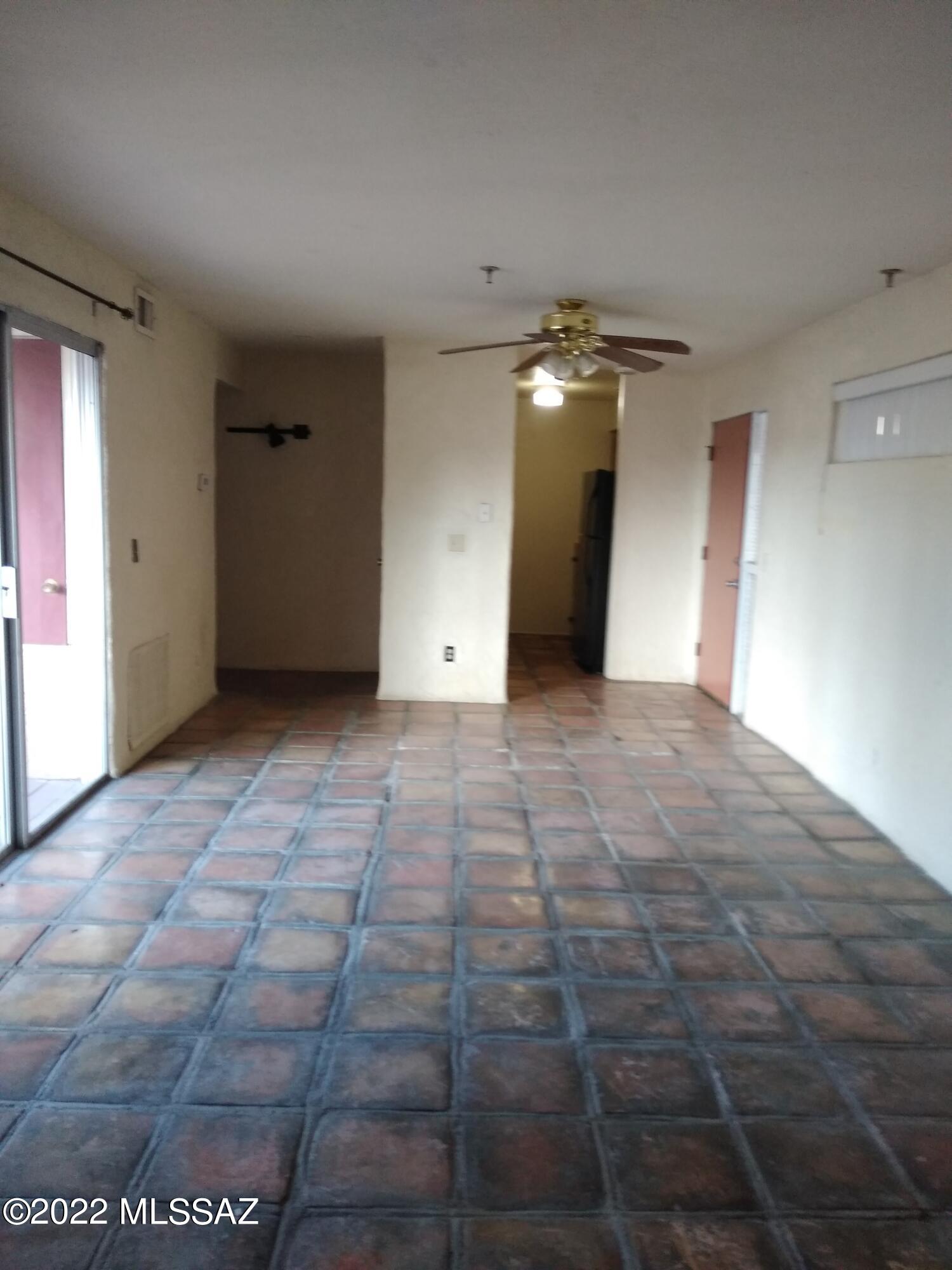 La Vida - Residential