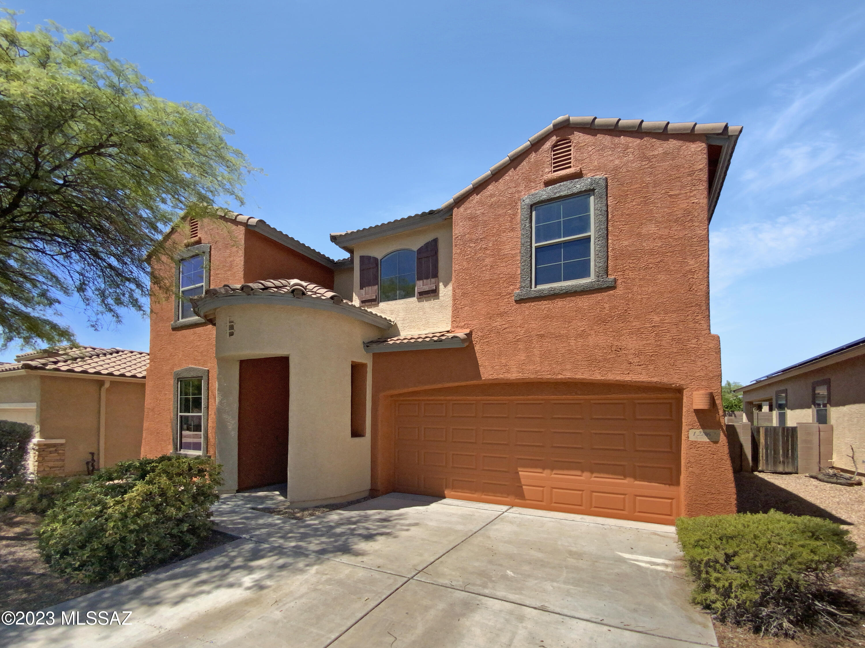 Rancho Vistoso NGHB 10 PCLS S,U & V - Residential