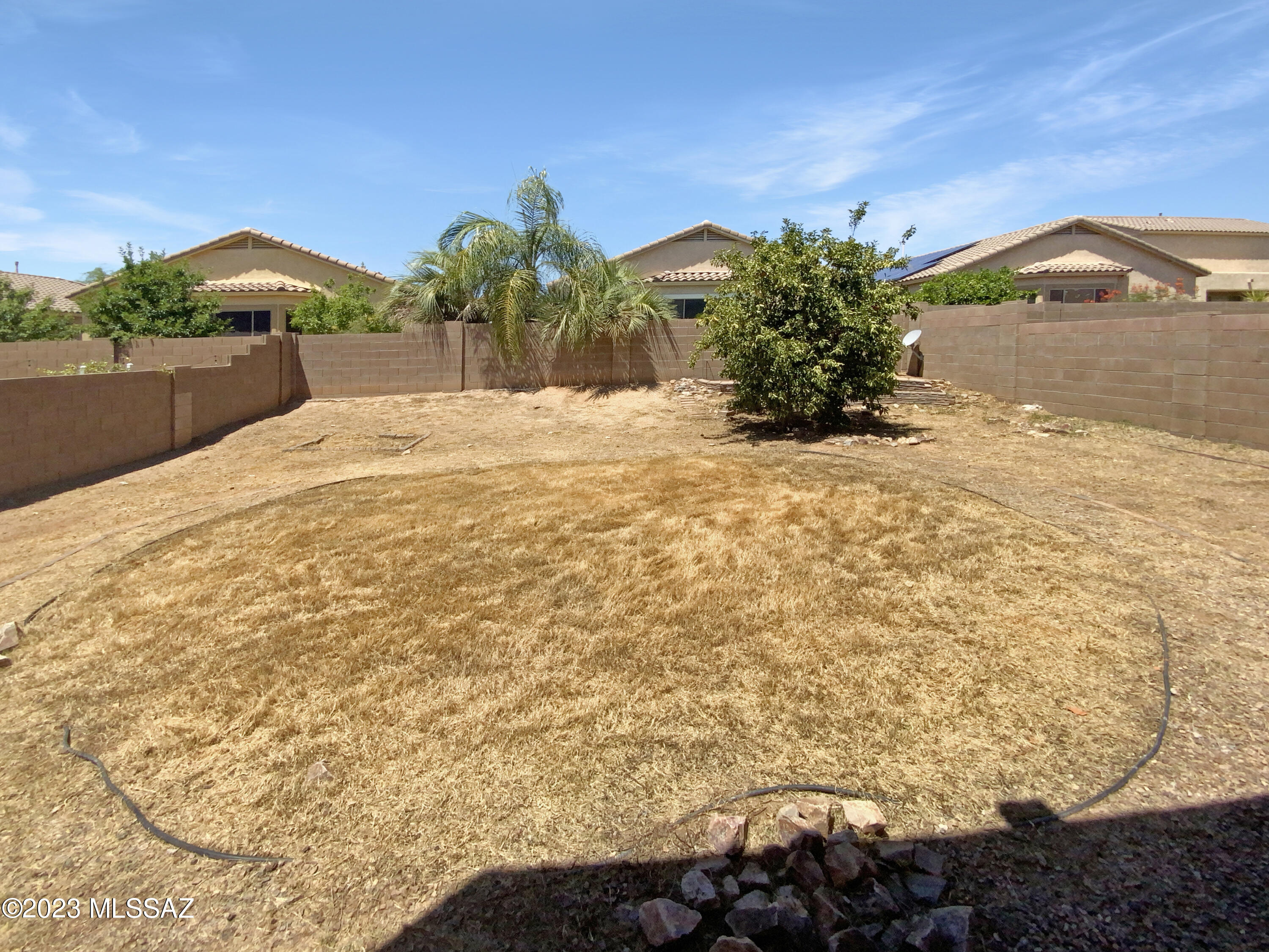 Rancho Vistoso NGHB 10 PCLS S,U & V - Residential