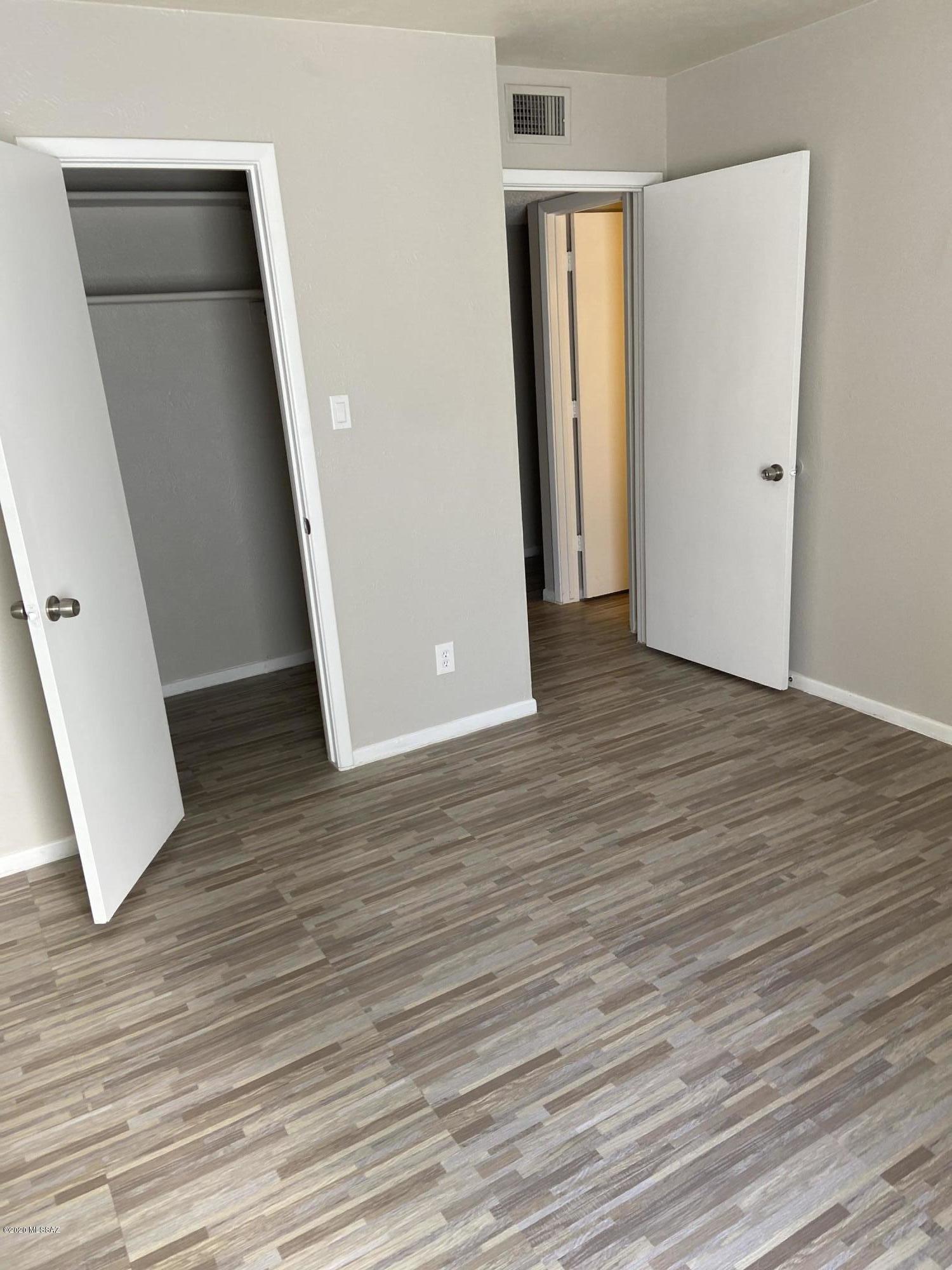 Las Colinas Condominiums - Residential