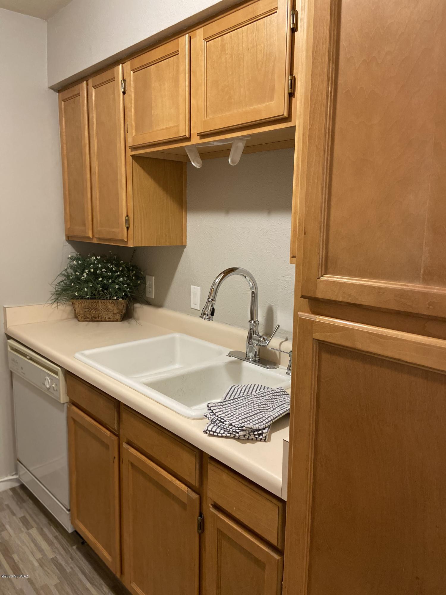 Las Colinas Condominiums - Residential
