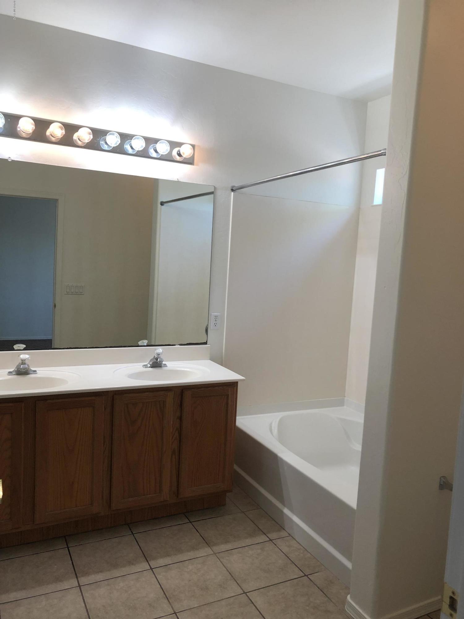 Continental Reserve Blk. 7 & 8 (1-82) - Residential