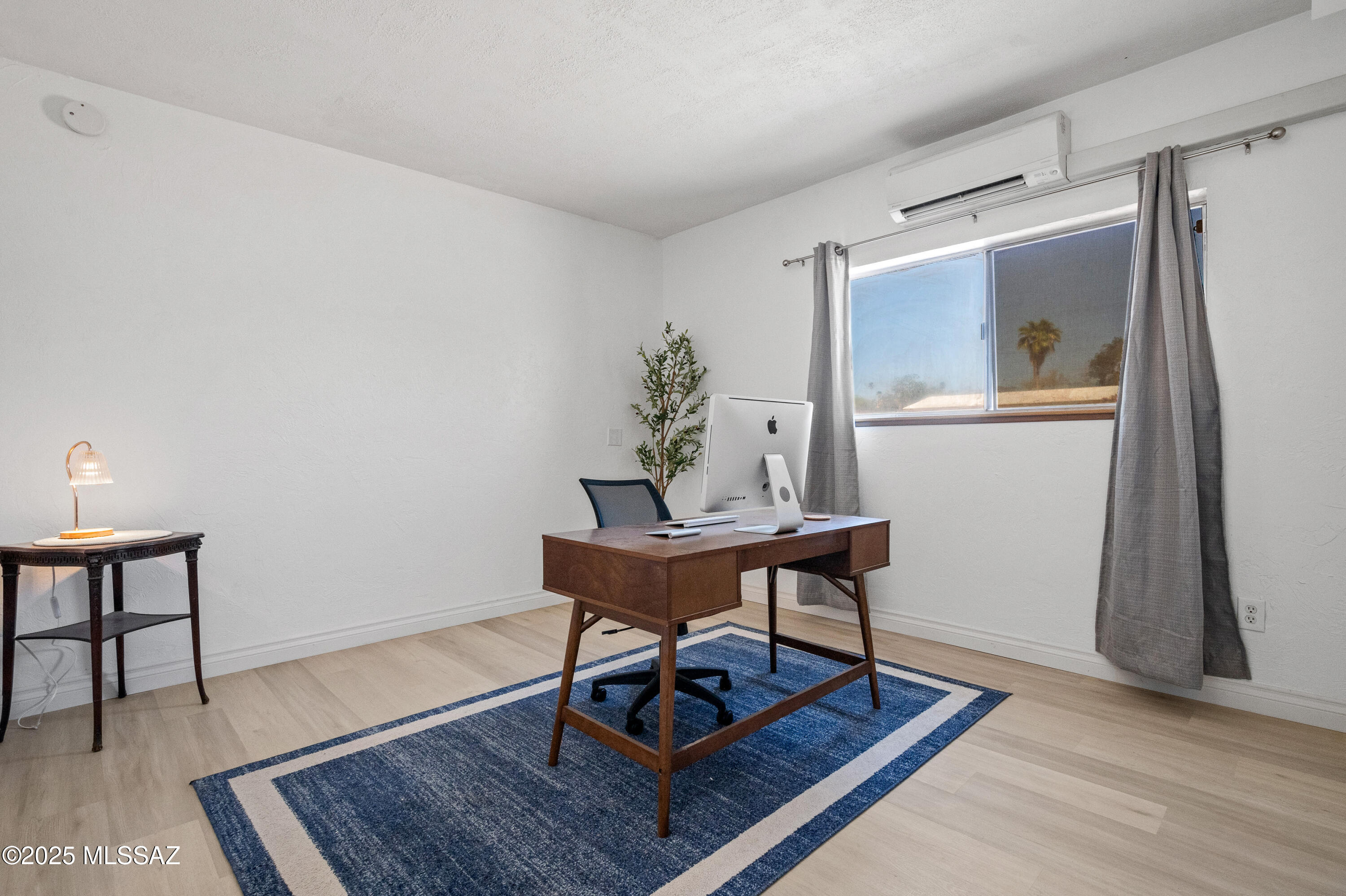 Casas Del Oeste (80-139) - Residential
