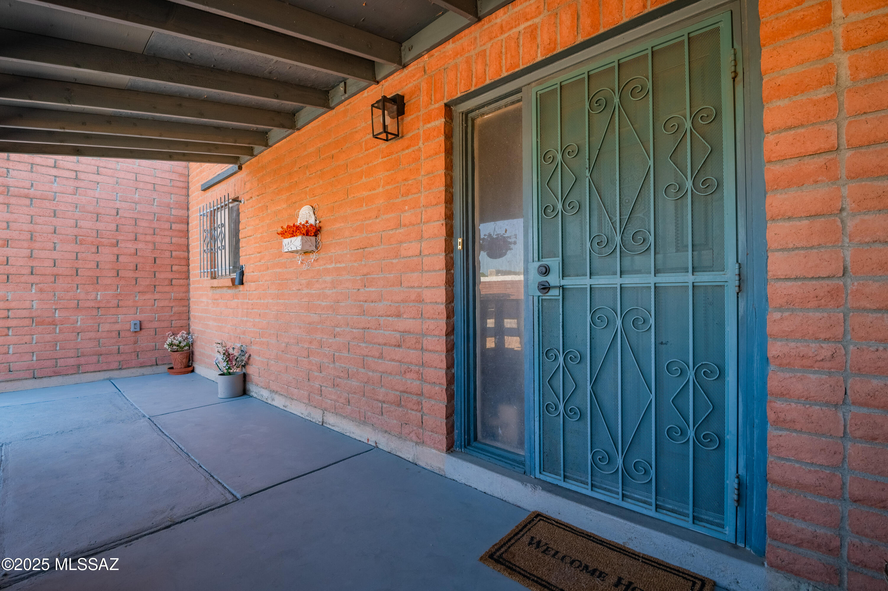 Casas Del Oeste (80-139) - Residential