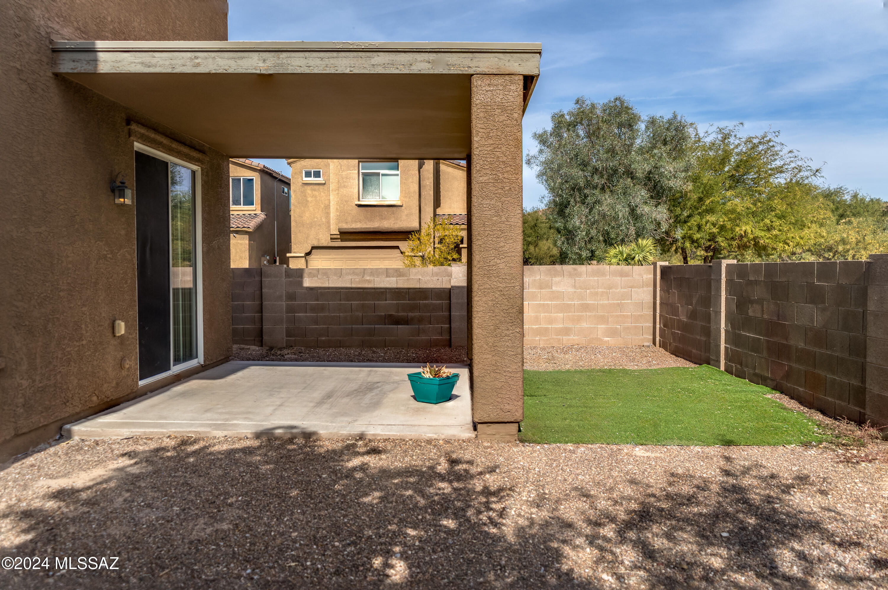 Mariposa Trail - Residential