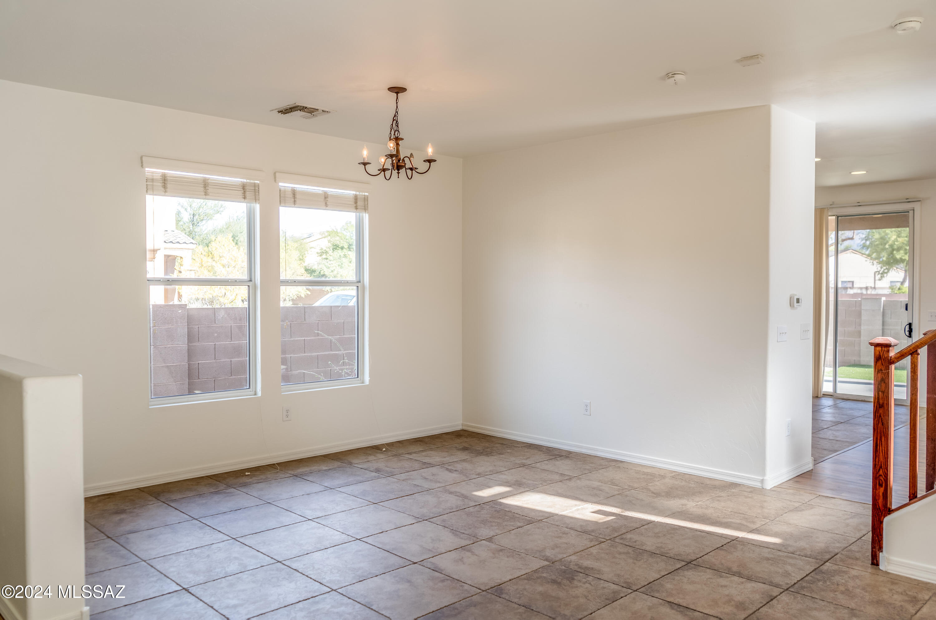 Mariposa Trail - Residential