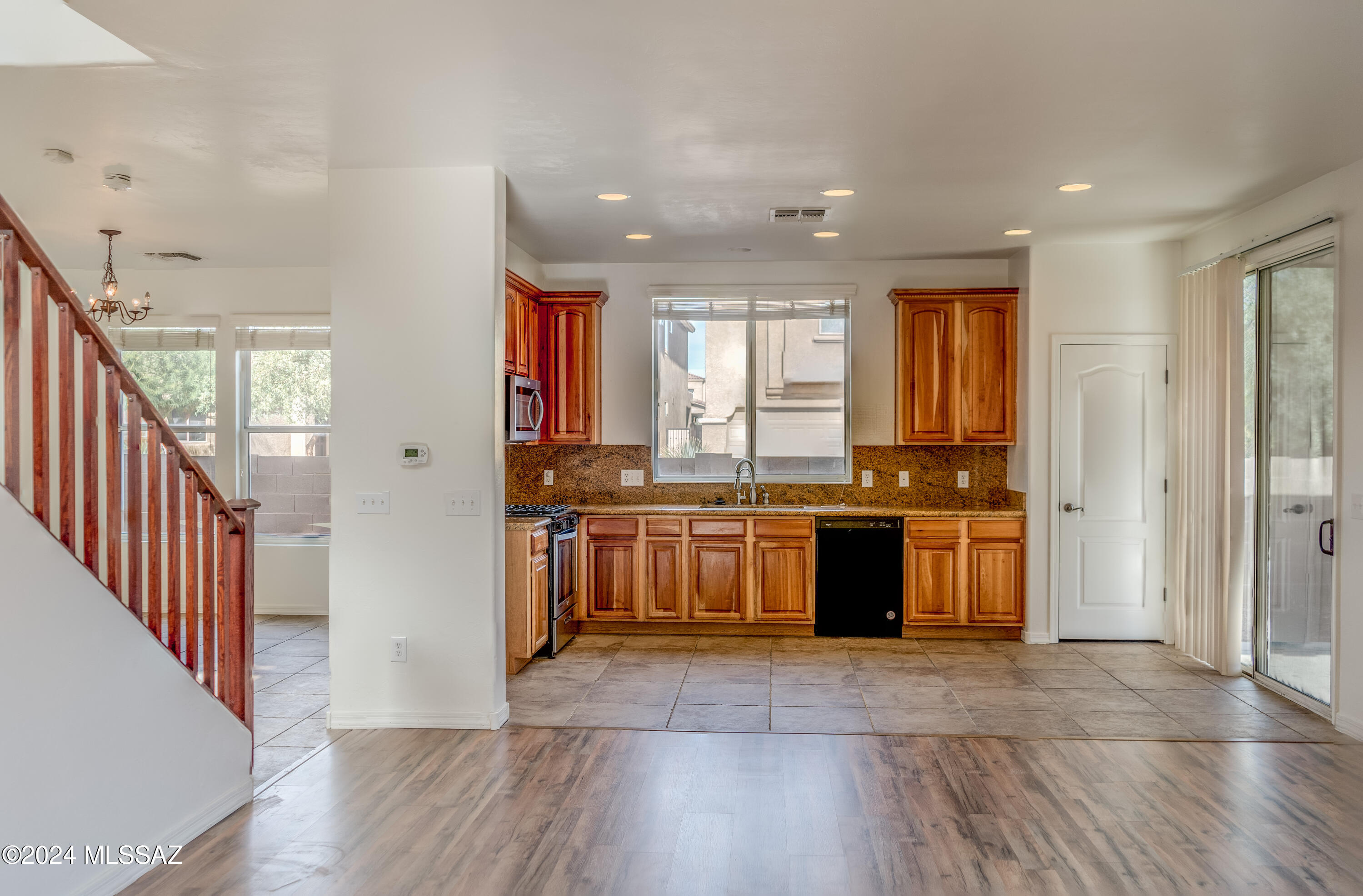 Mariposa Trail - Residential