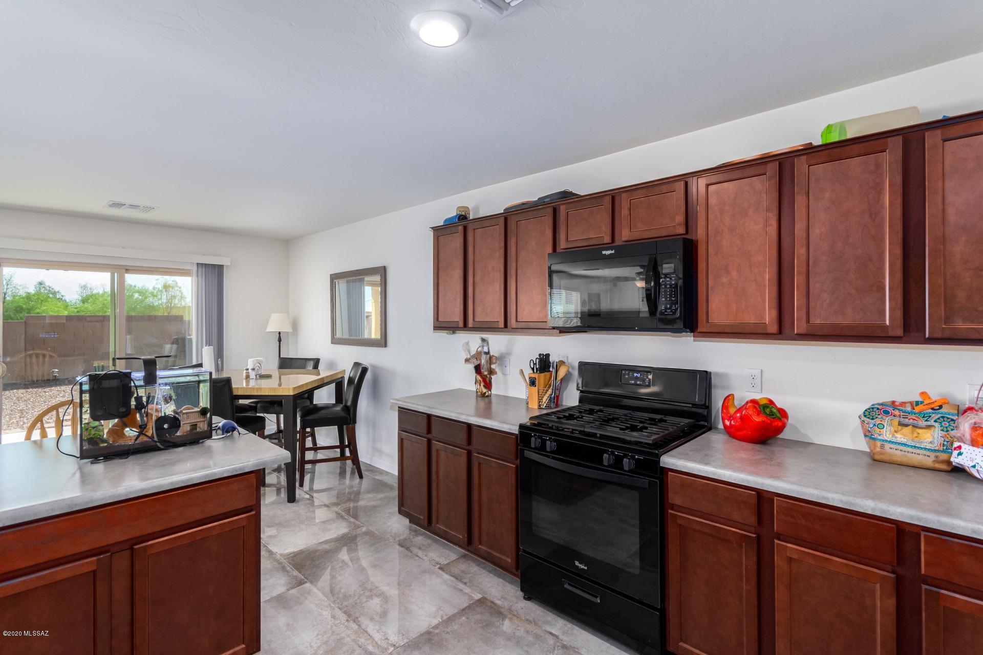 Oakmore At Midvale (1-65) - Residential