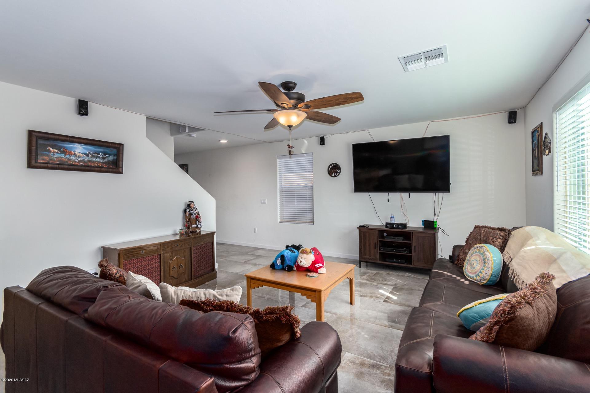 Oakmore At Midvale (1-65) - Residential