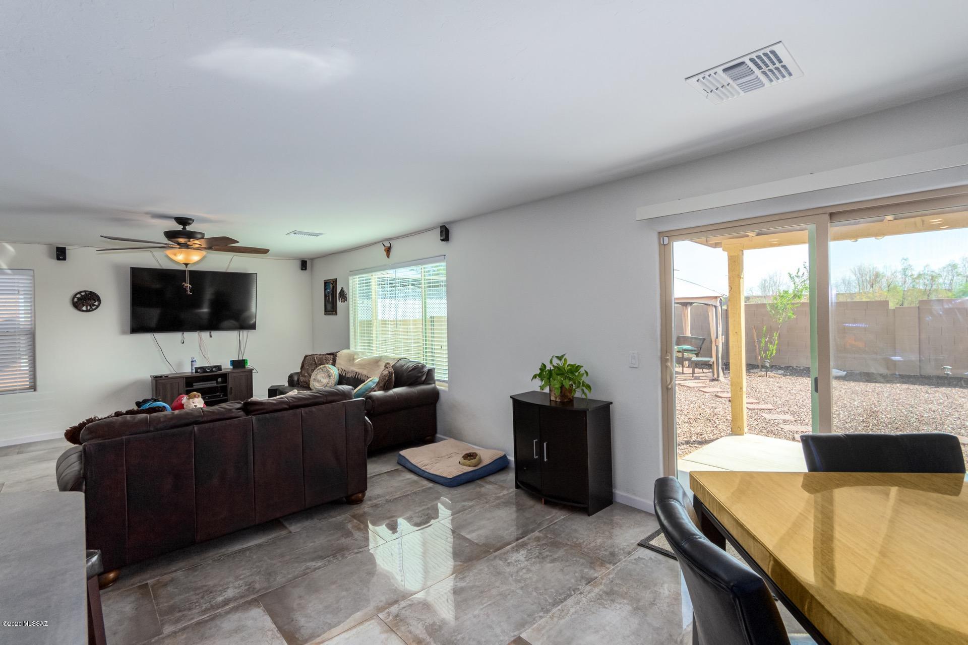 Oakmore At Midvale (1-65) - Residential