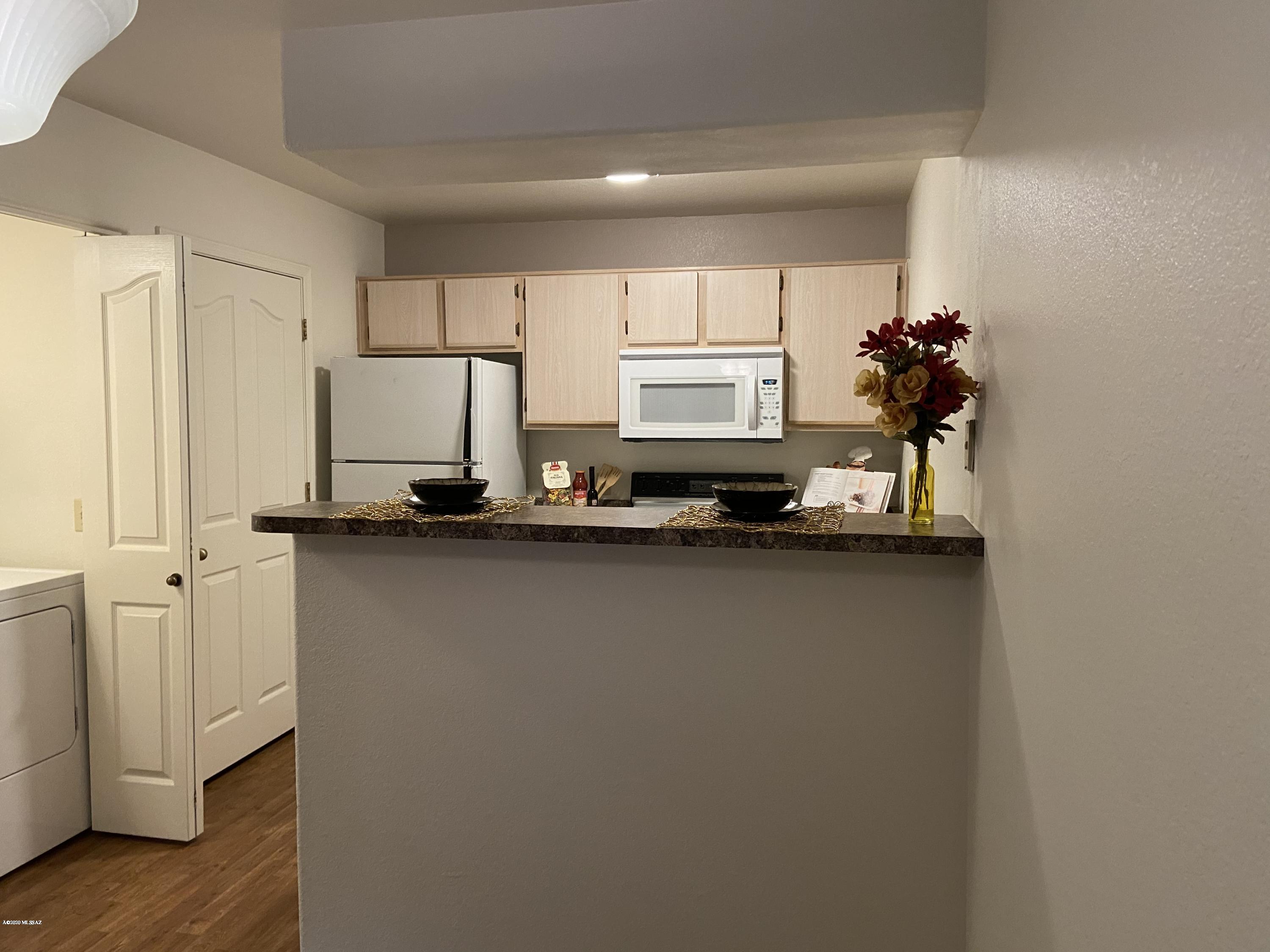 Veranda at Ventana Condominiums - Residential Lease