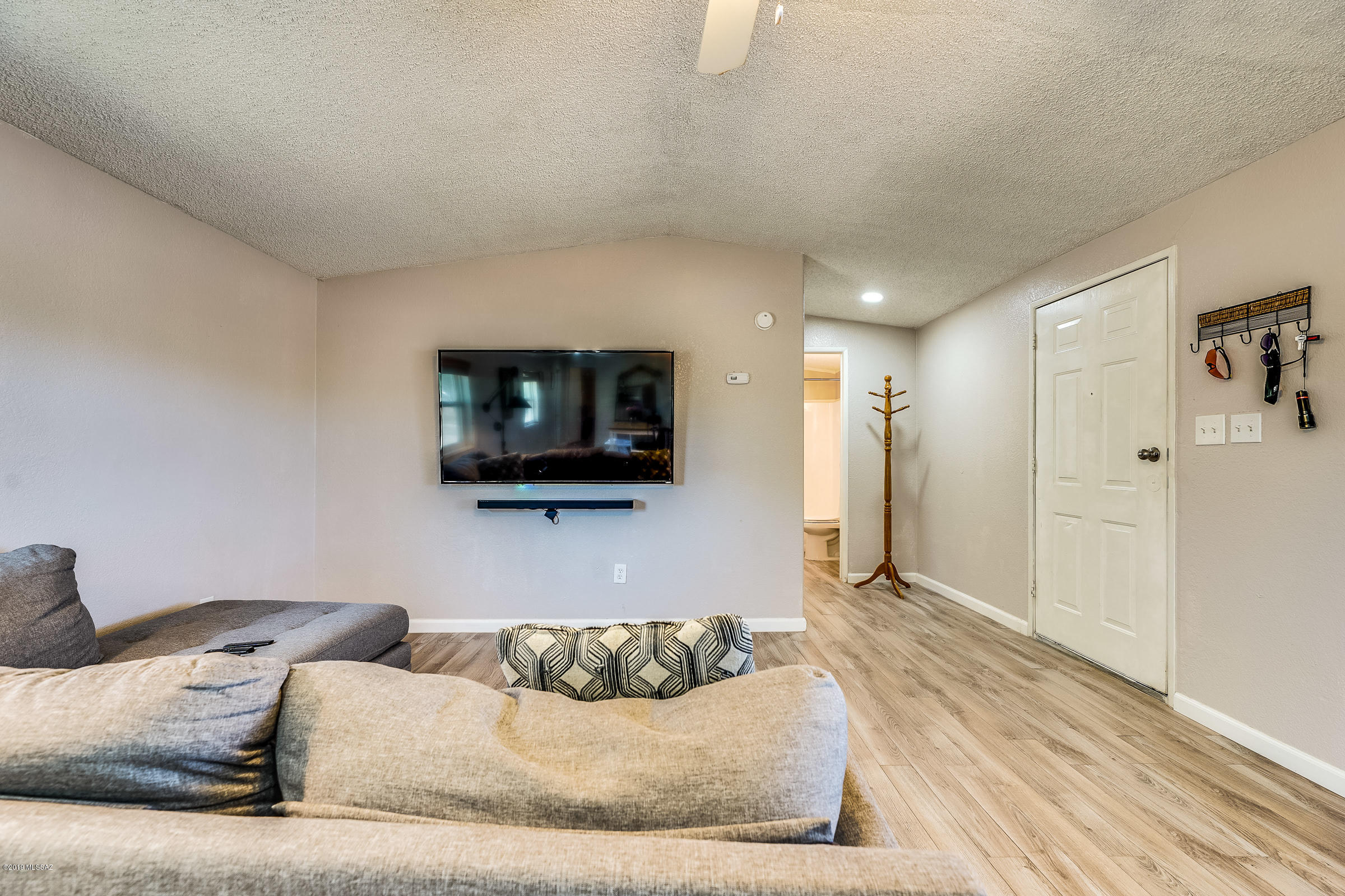 Unsubdivided - Residential
