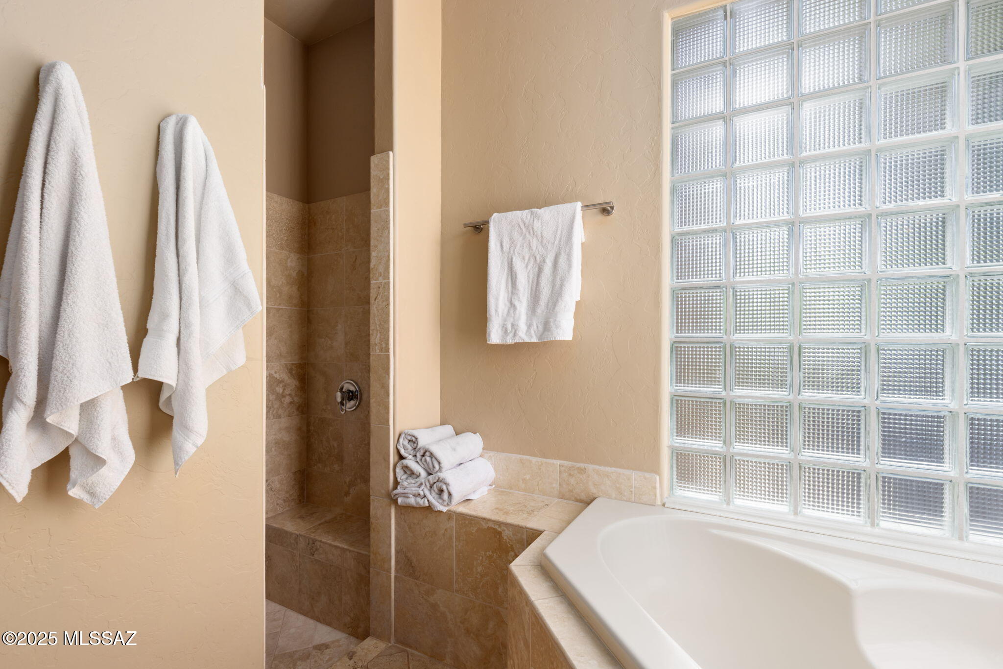 Canada Hills Est Phase ll (42-130) - Residential
