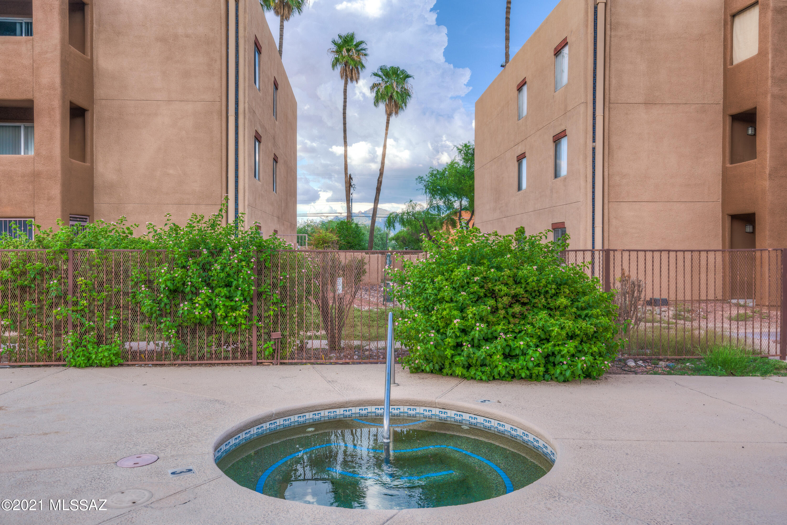 Casa Club Condominium - Residential