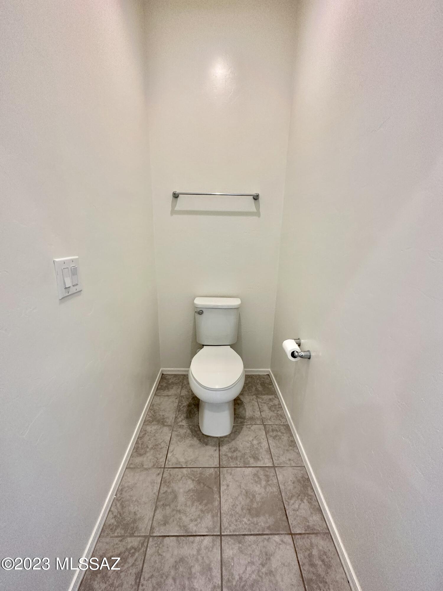 La Estancia De Tucson (1-330) - Residential Lease