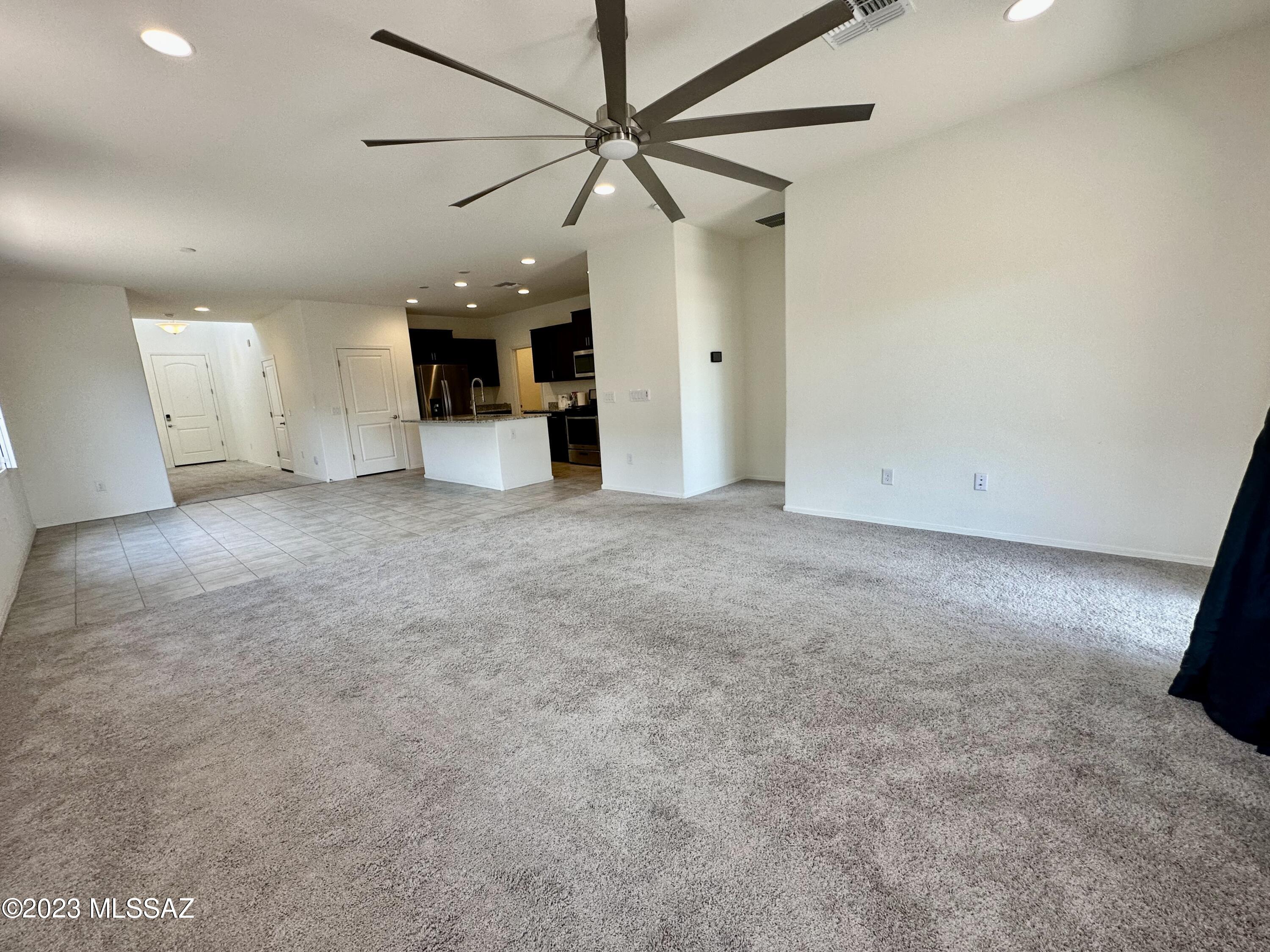 La Estancia De Tucson (1-330) - Residential Lease