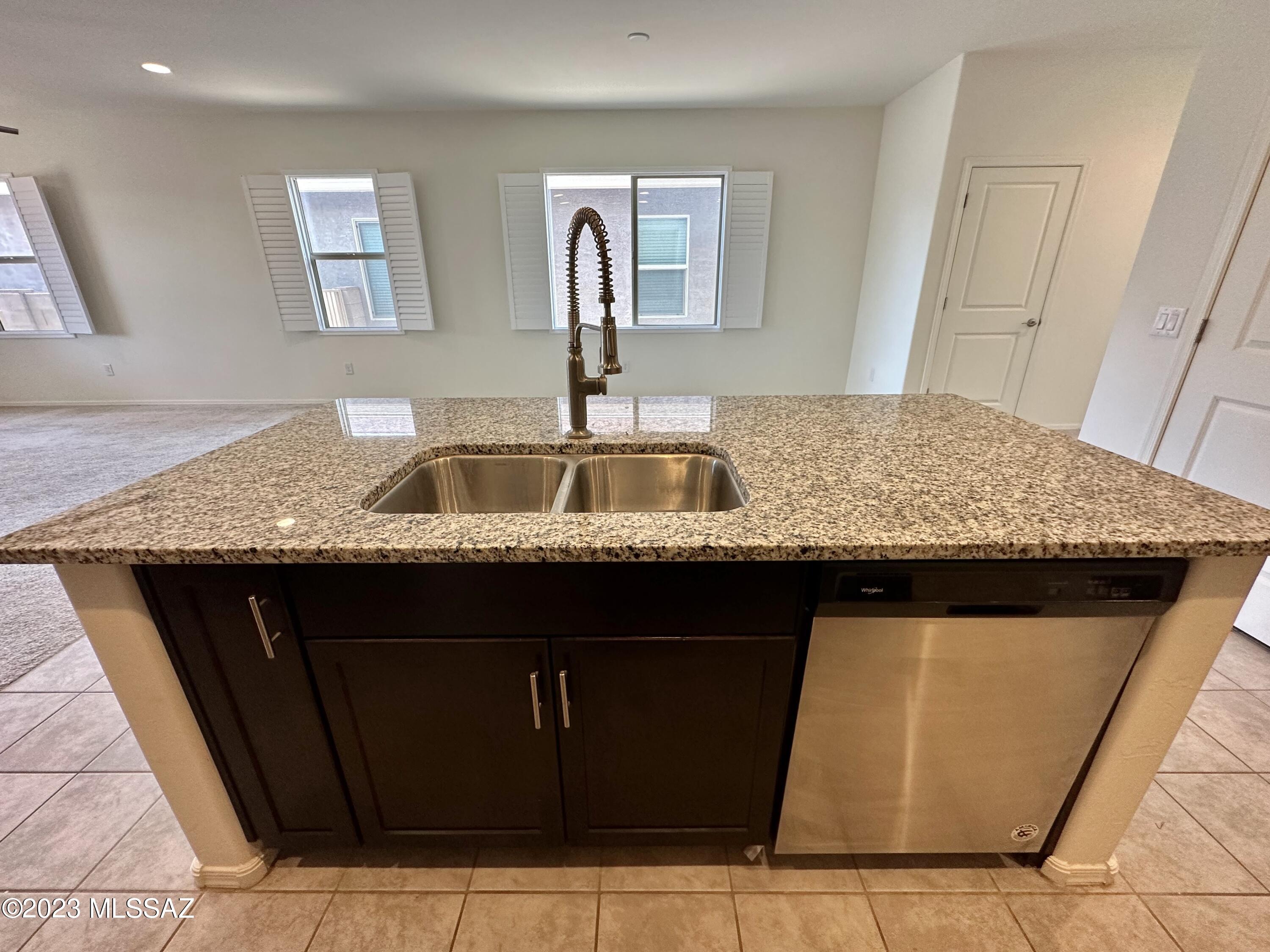 La Estancia De Tucson (1-330) - Residential Lease