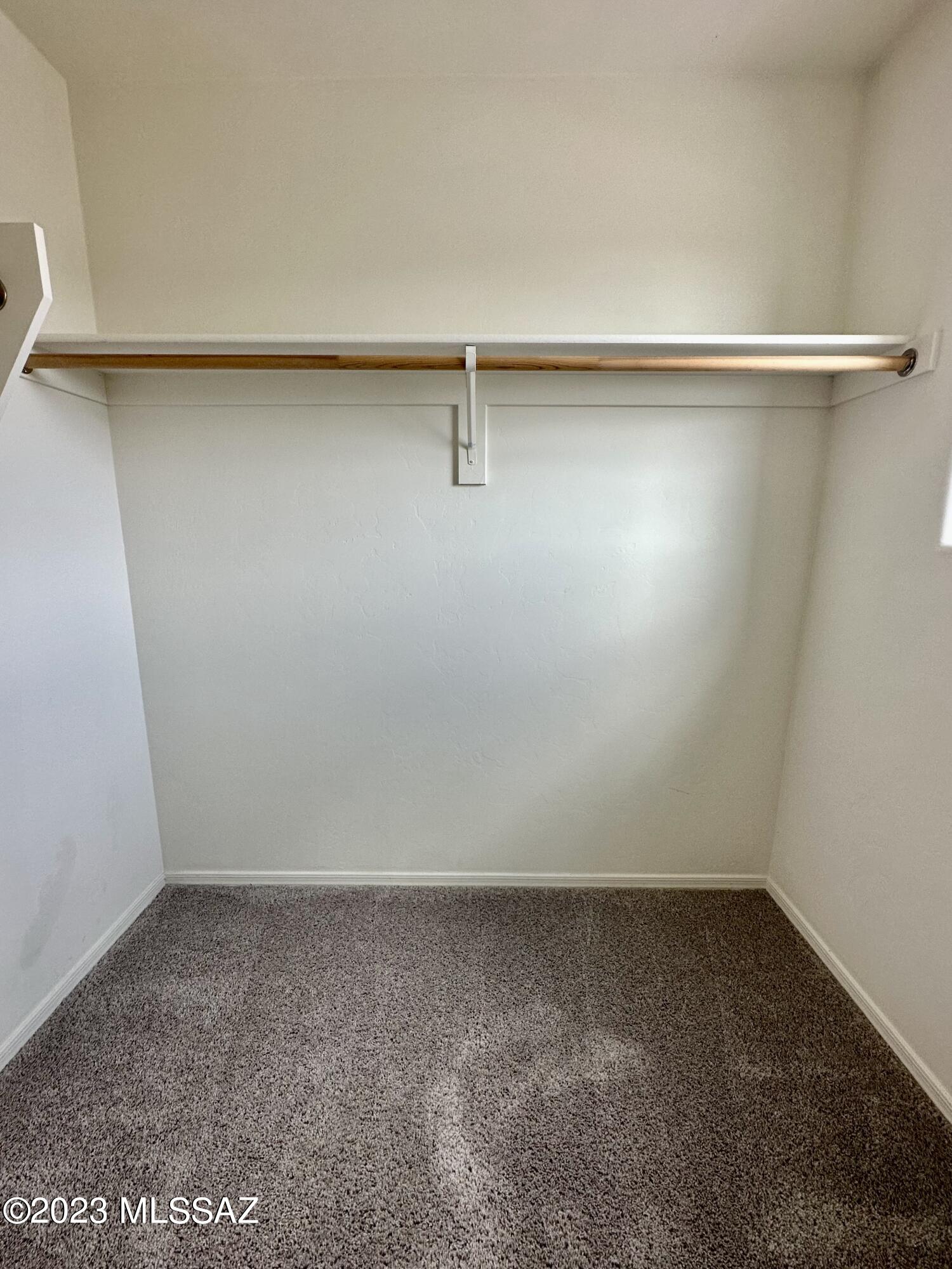 La Estancia De Tucson (1-330) - Residential Lease