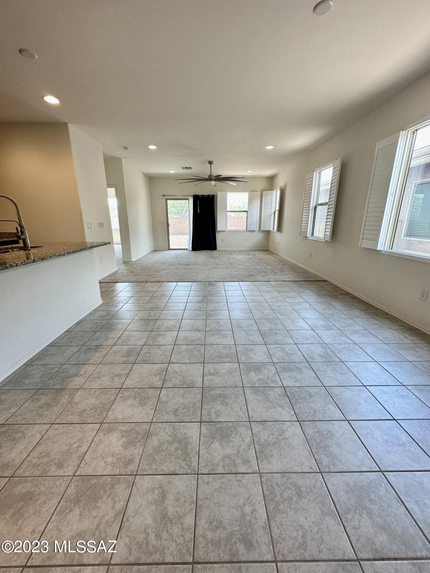 La Estancia De Tucson (1-330) - Residential Lease