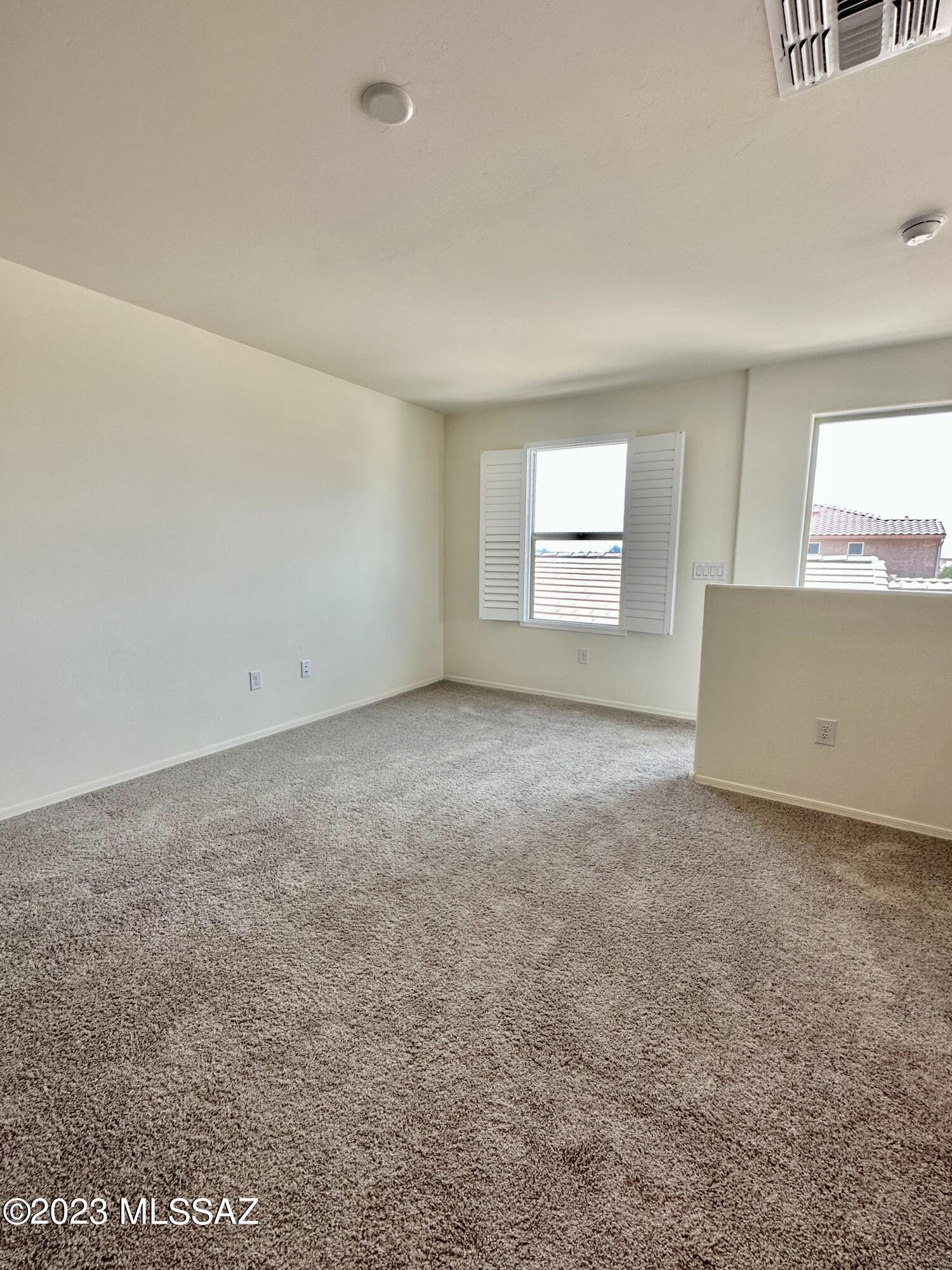 La Estancia De Tucson (1-330) - Residential Lease