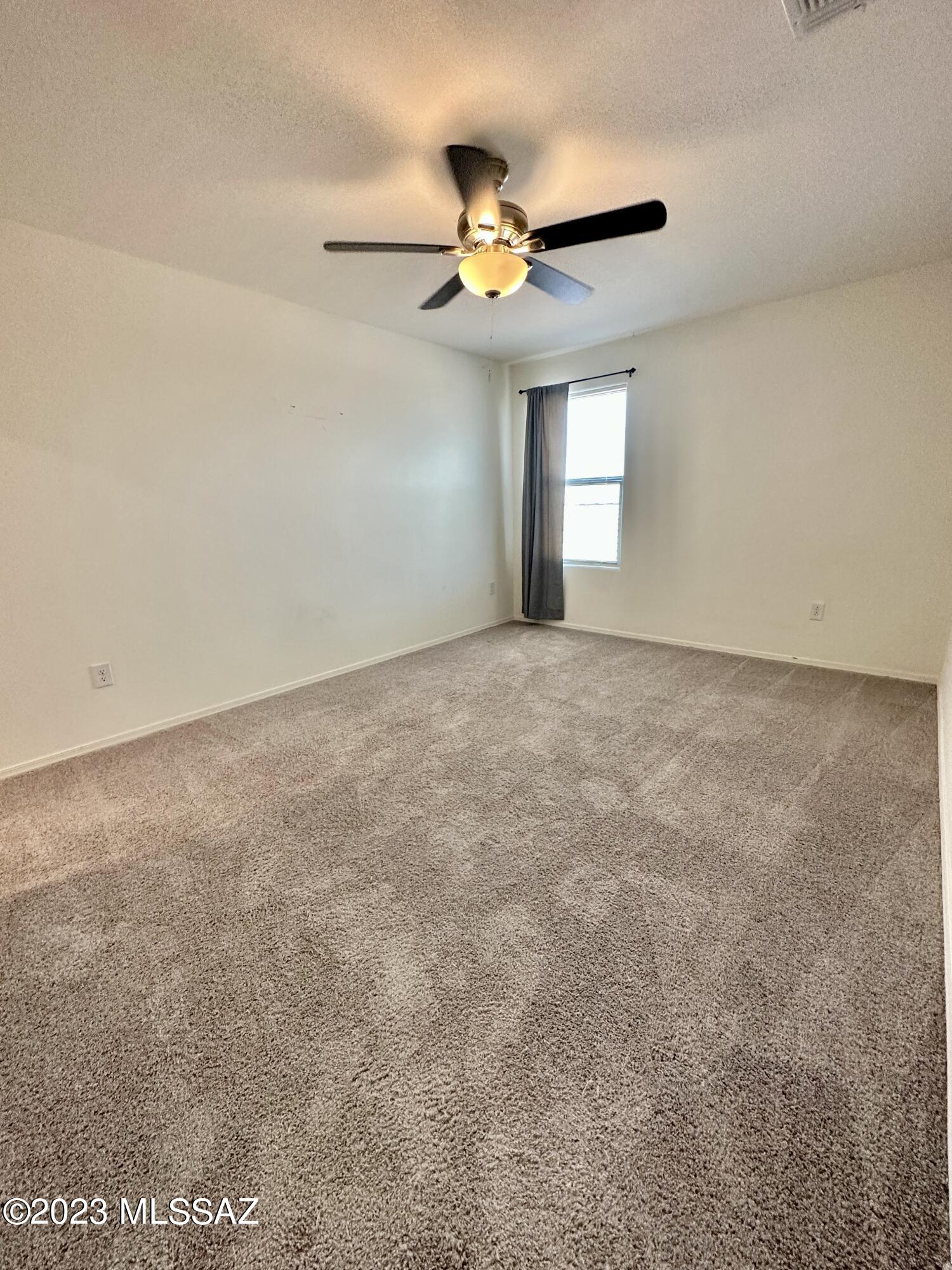 La Estancia De Tucson (1-330) - Residential Lease