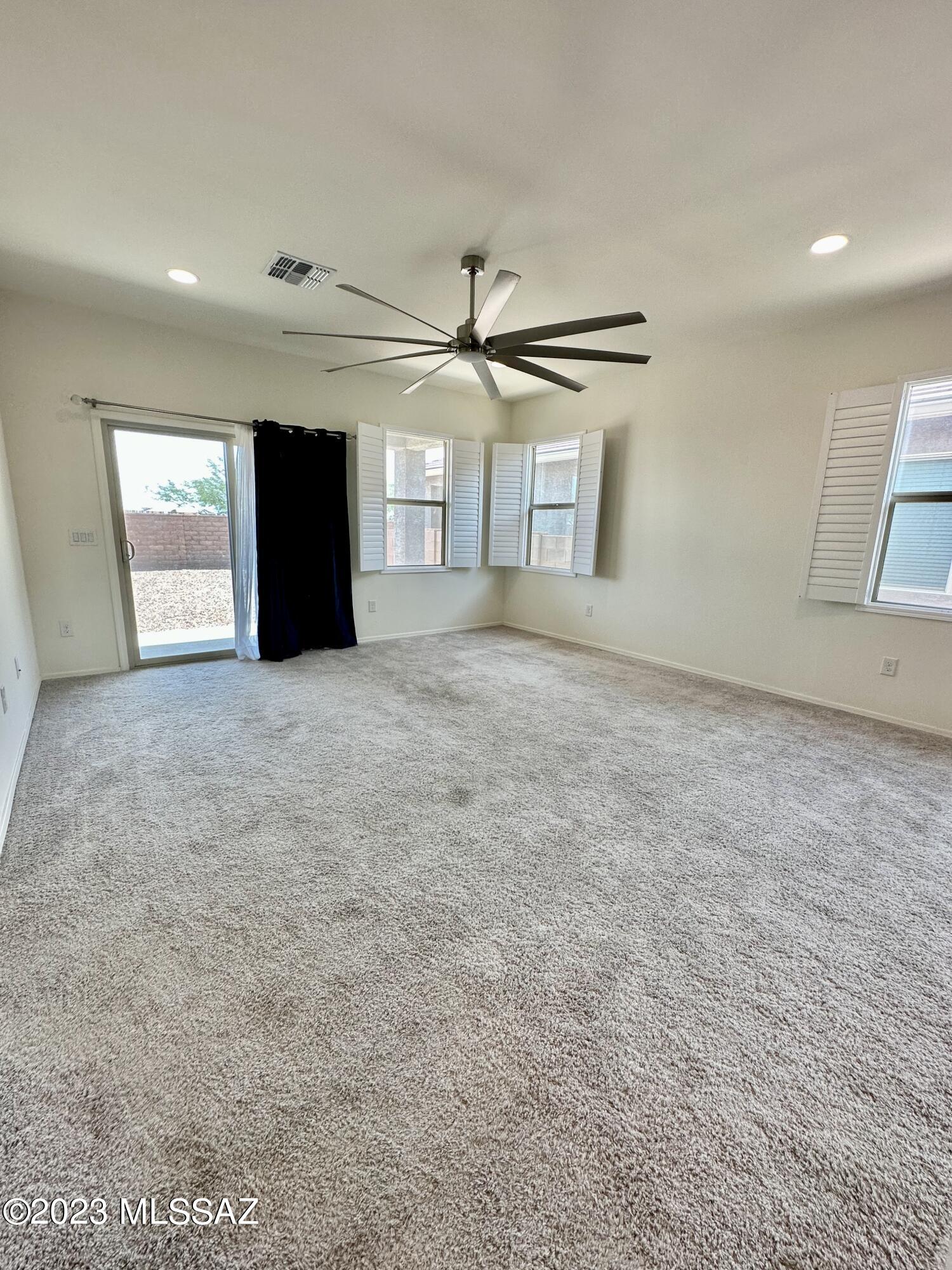 La Estancia De Tucson (1-330) - Residential Lease