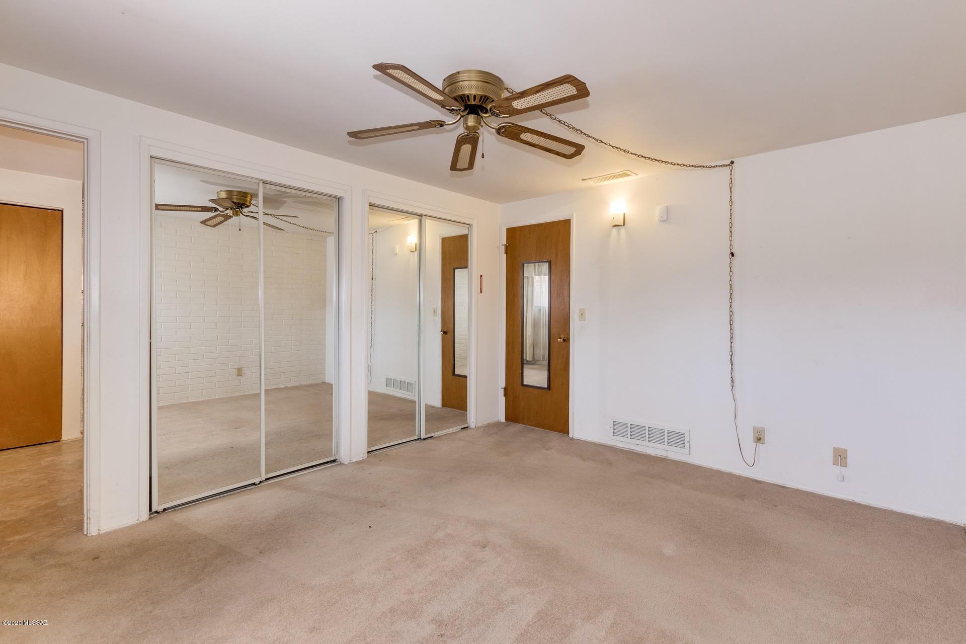 Huntington Park - Residential