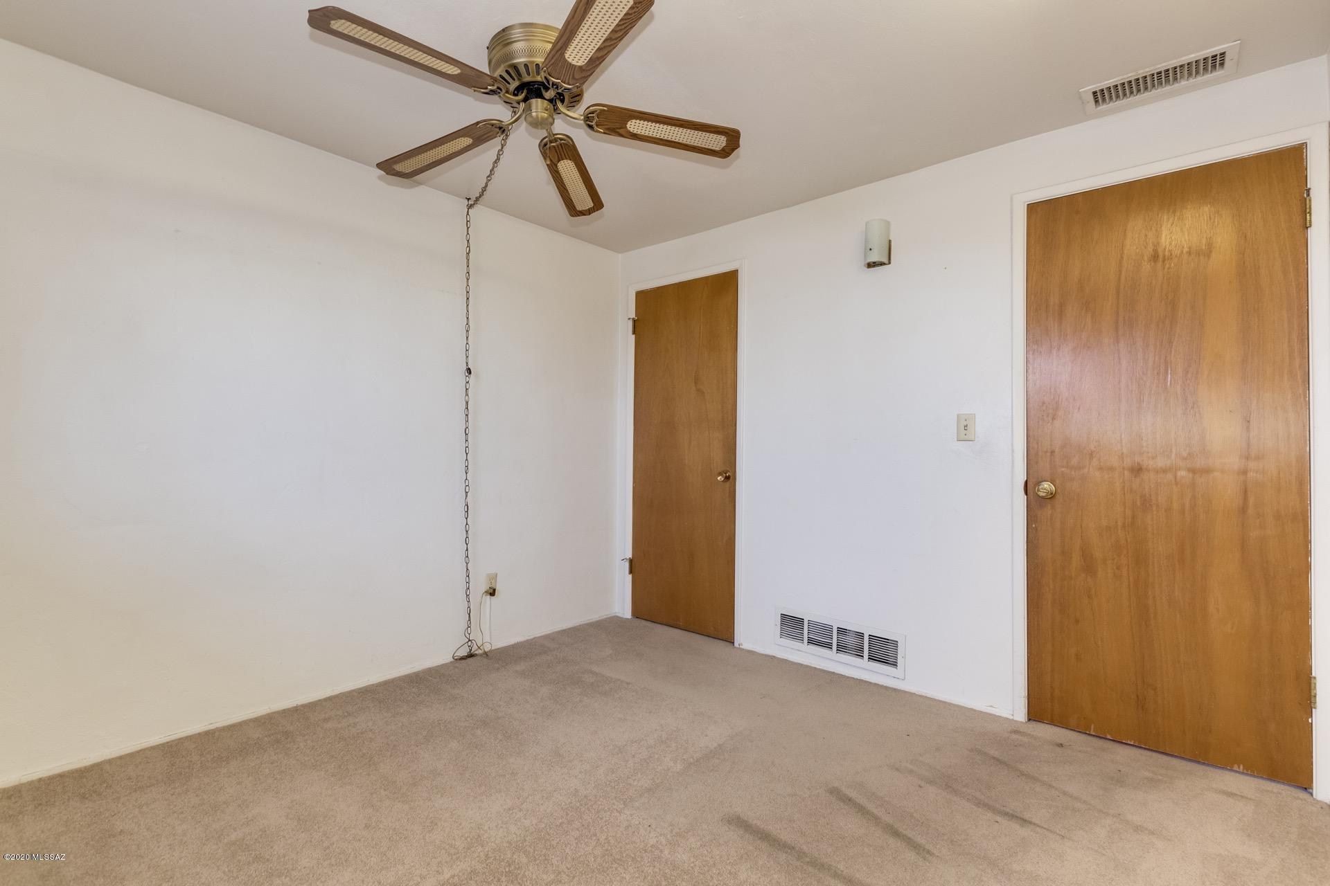 Huntington Park - Residential