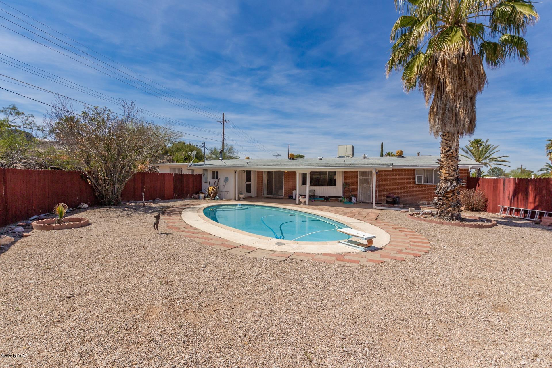 Huntington Park - Residential