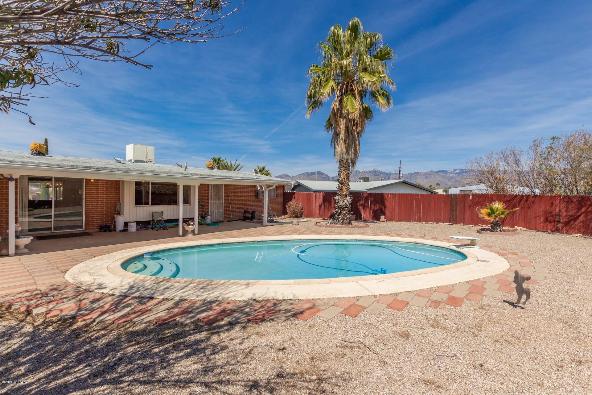Huntington Park - Residential