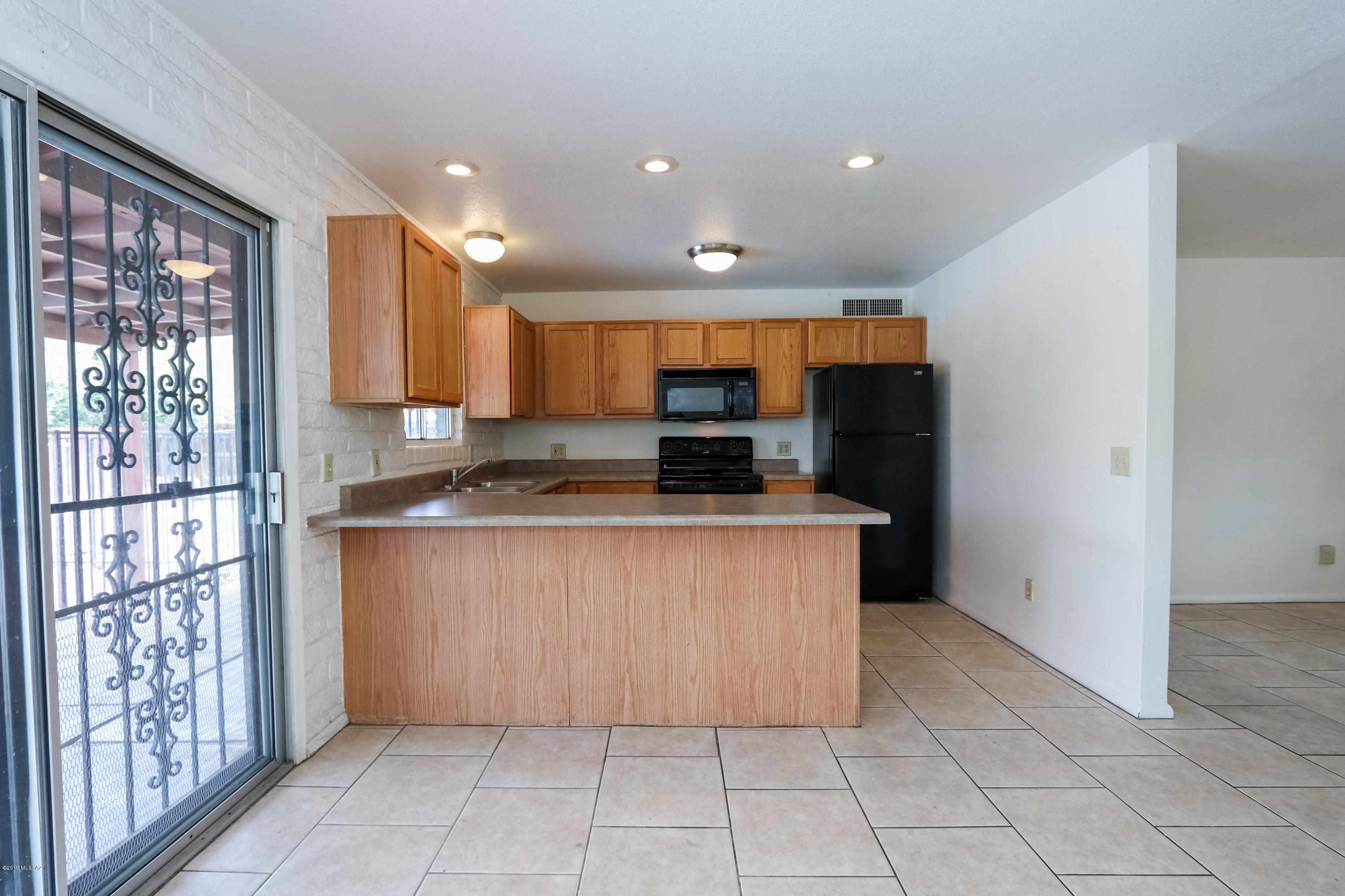 Casas Adobes Park (1-93) - Residential