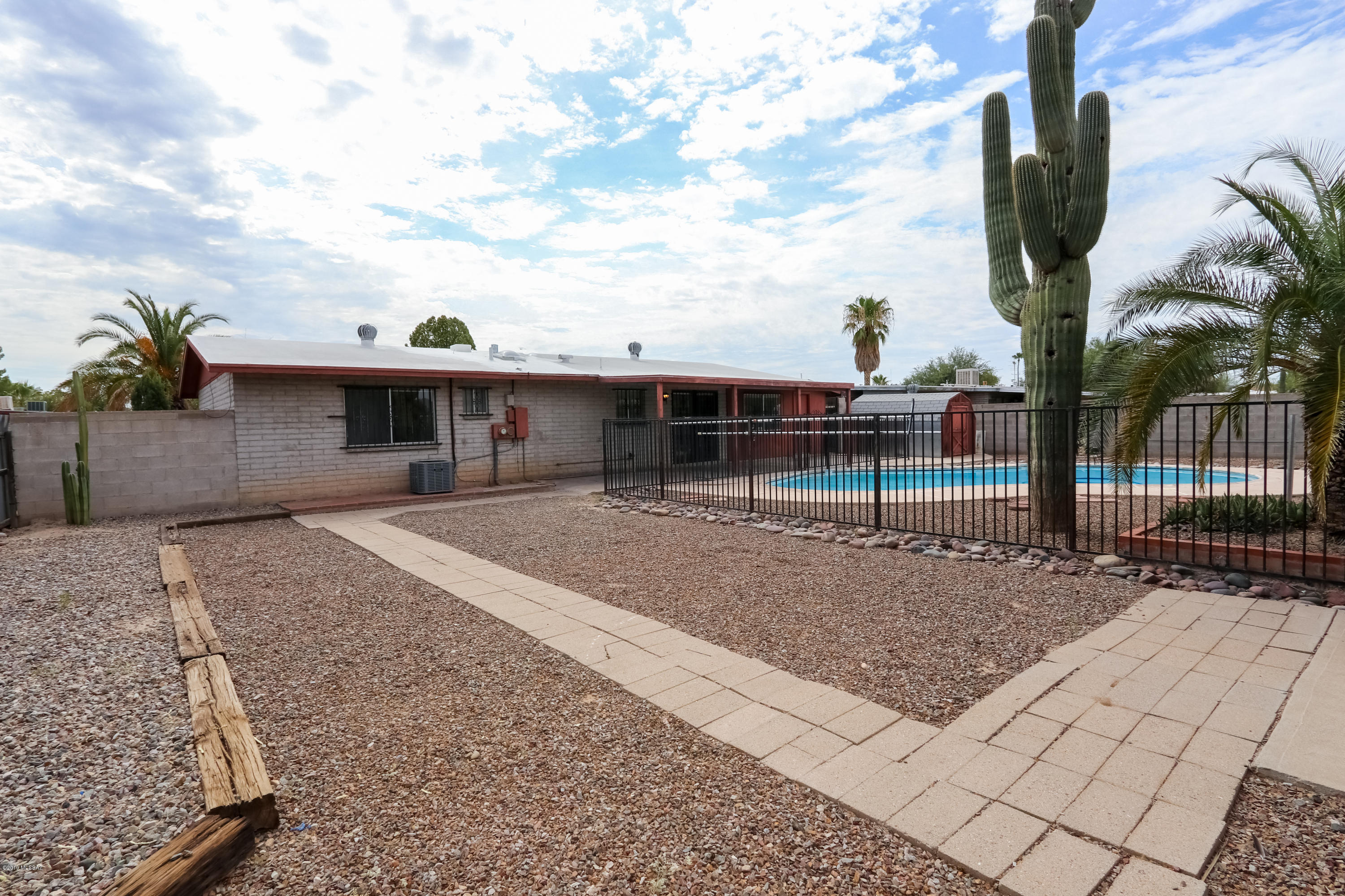 Casas Adobes Park (1-93) - Residential