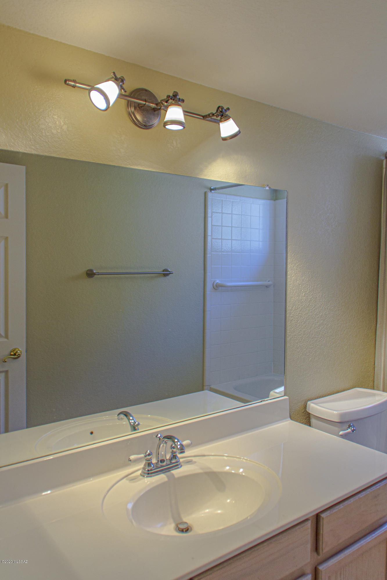 Catalina Shadows(1-169) - Residential Lease