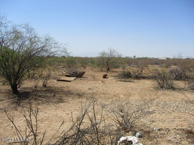 Unsubdivided - Land