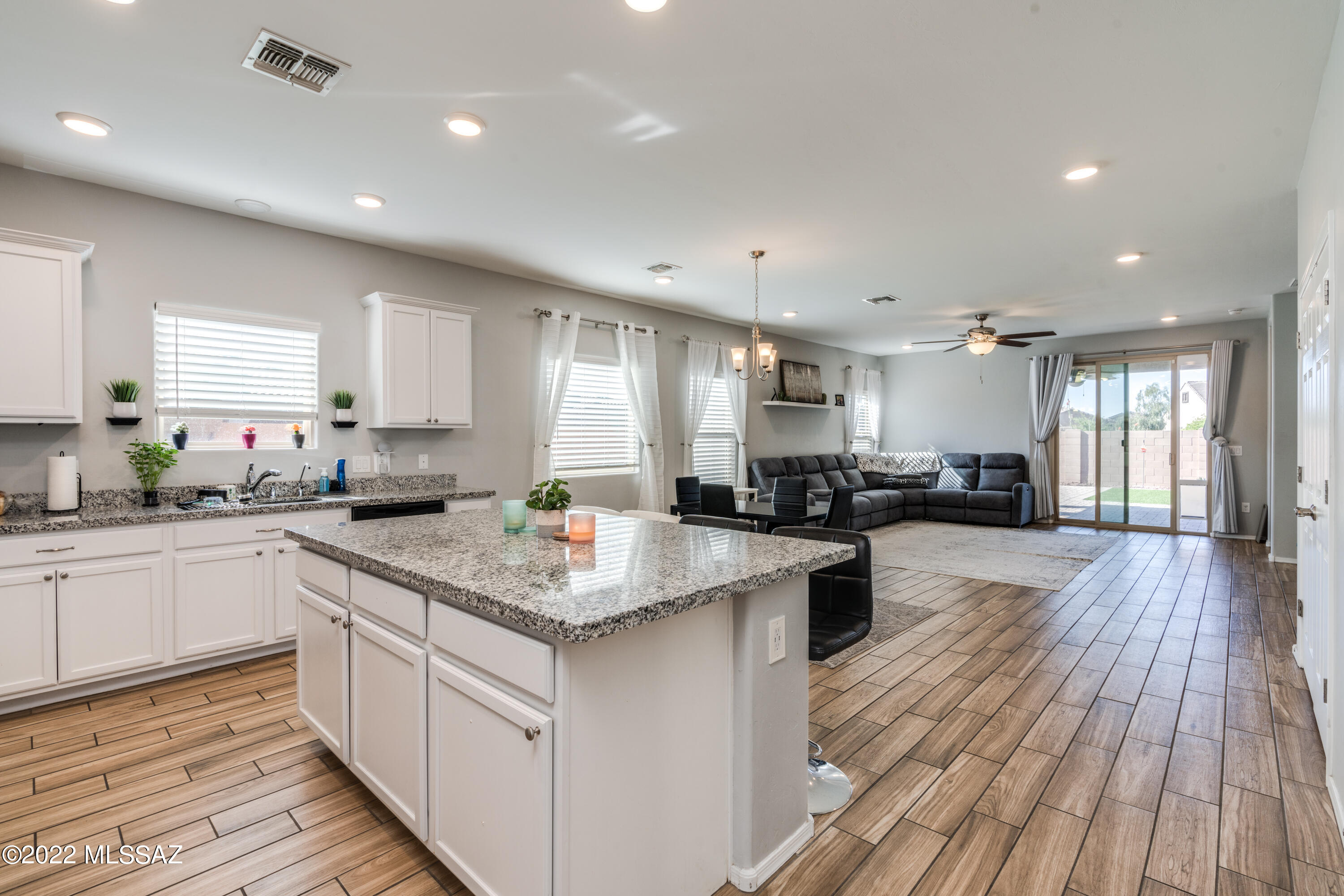 Saguaro Bloom Block 3 - Residential
