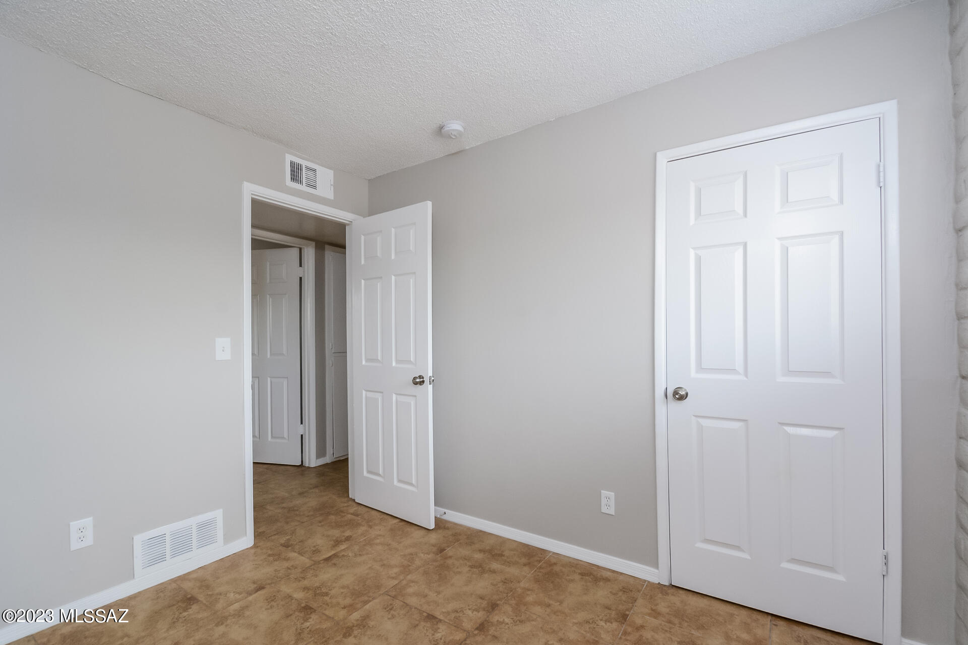 Lakecrest NO. 2 (1-177) - Residential Lease