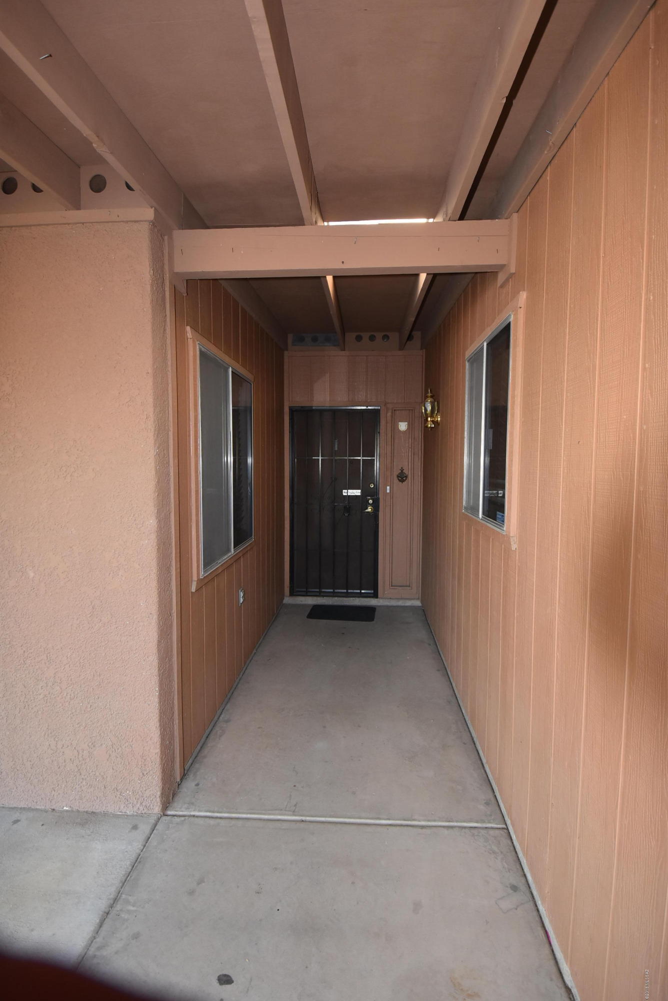 North Point Terrace (1-255) - Residential Lease