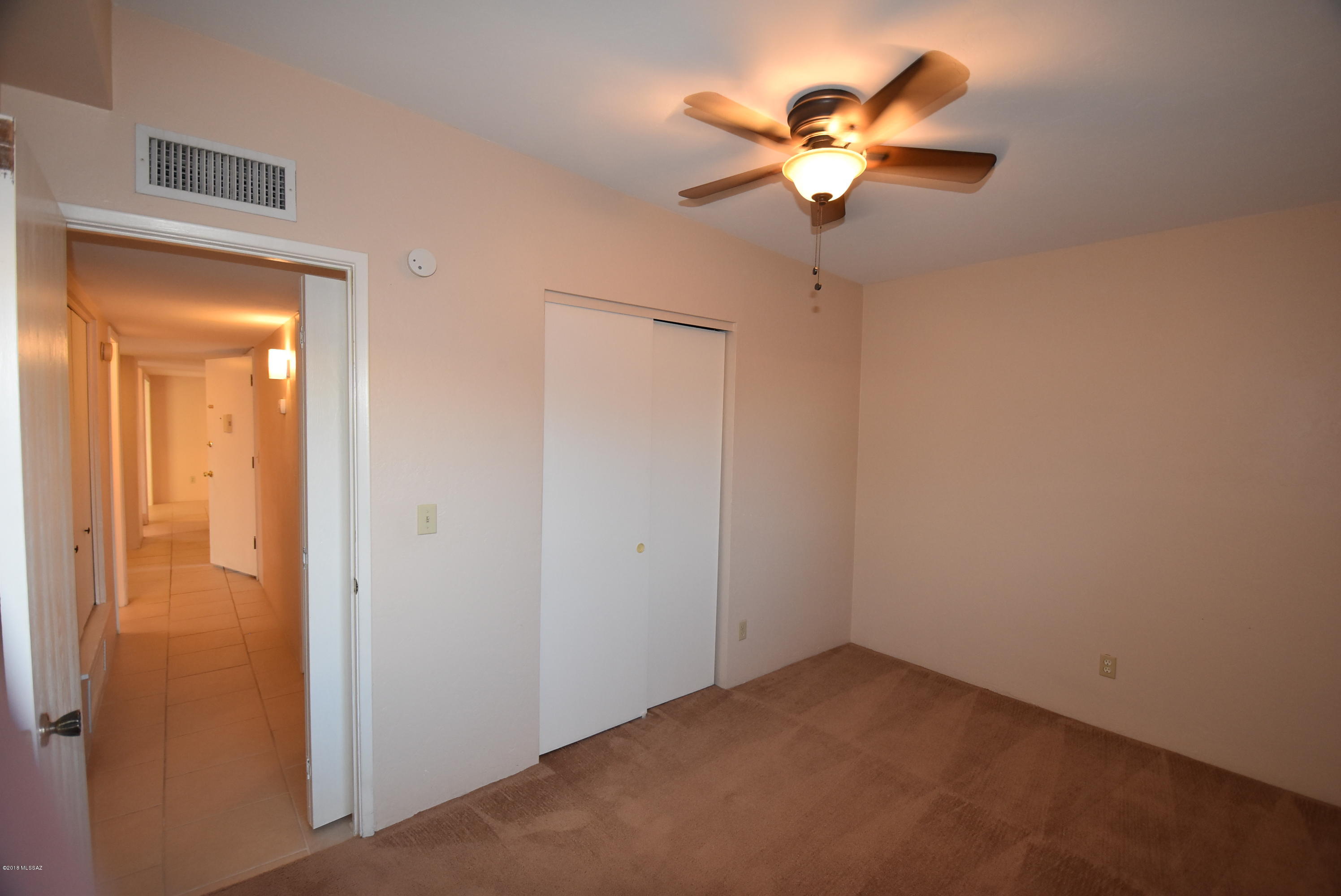North Point Terrace (1-255) - Residential Lease