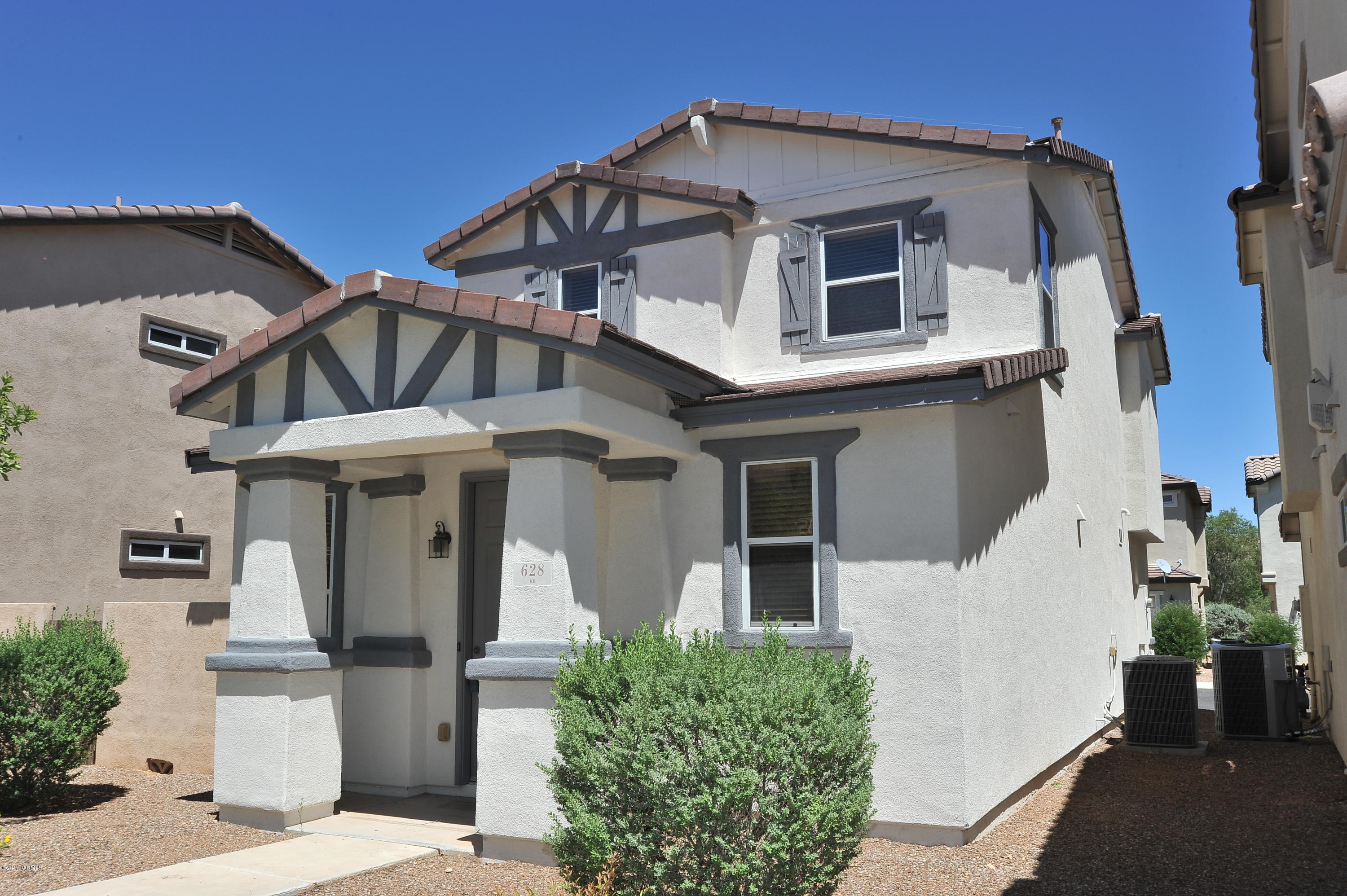 Presidio Del Cielo (1-425) - Residential Lease