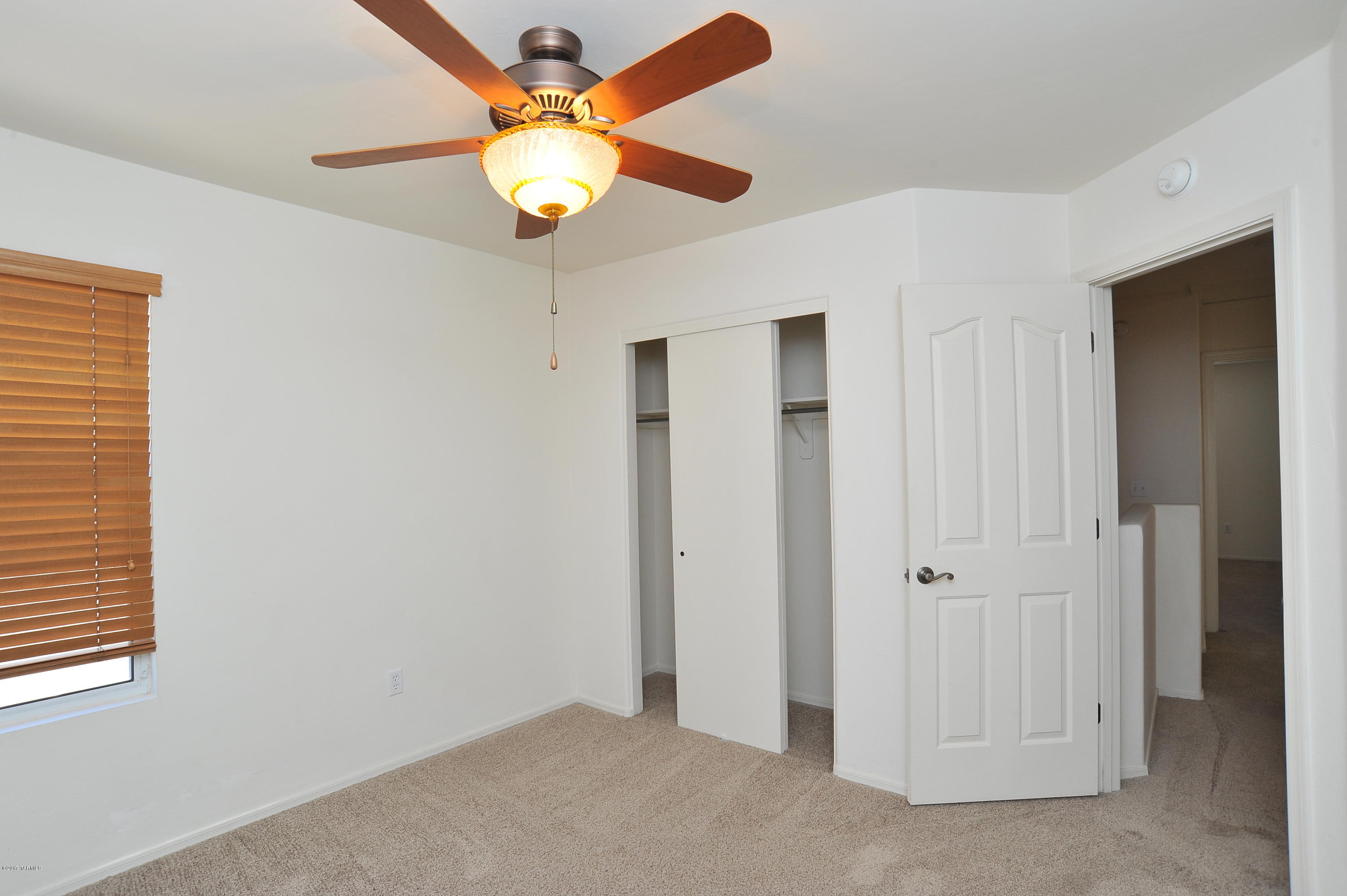 Presidio Del Cielo (1-425) - Residential Lease