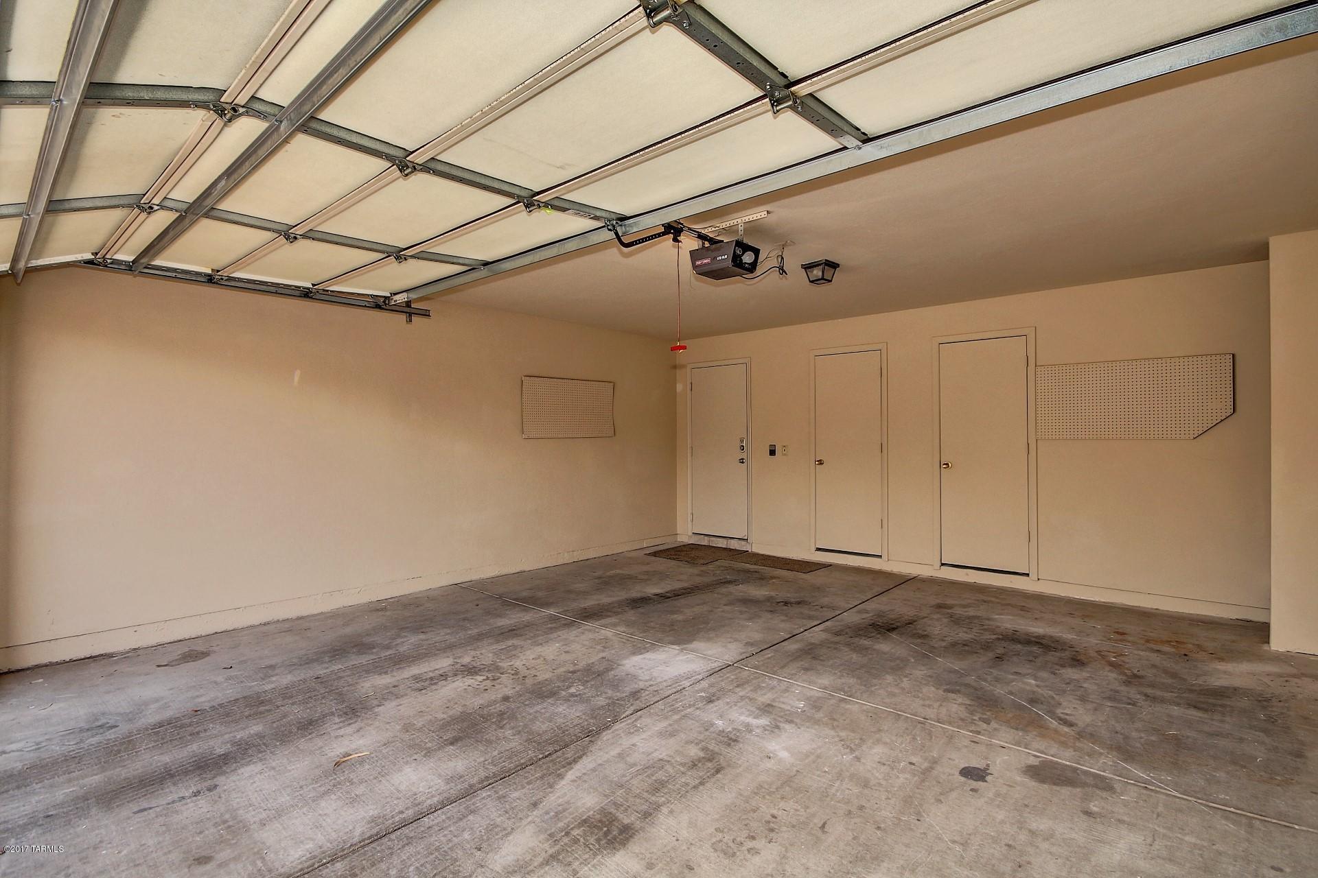 Belle Vista Townhomes (1-83) - Residential