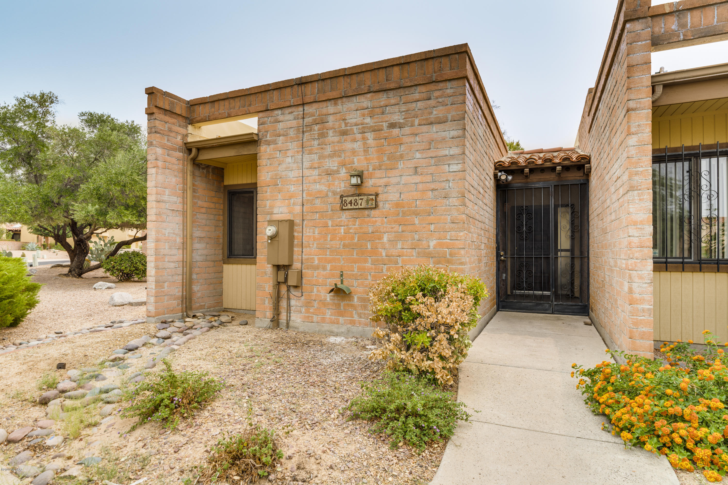 La Cholla Hills(1-313) - Residential